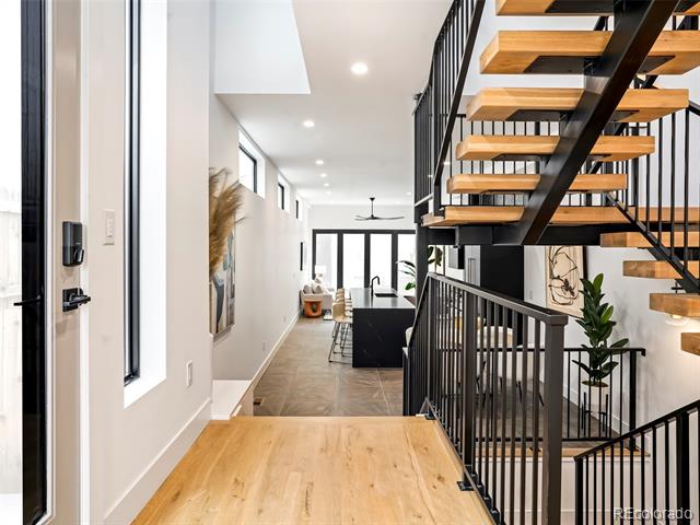 3429 Lawrence Street