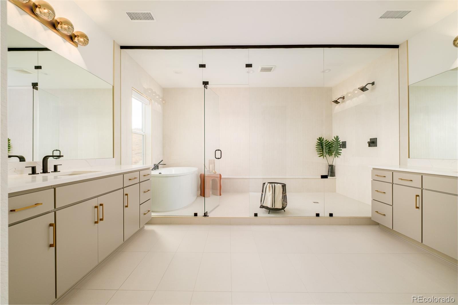 1158 Brotherton Point