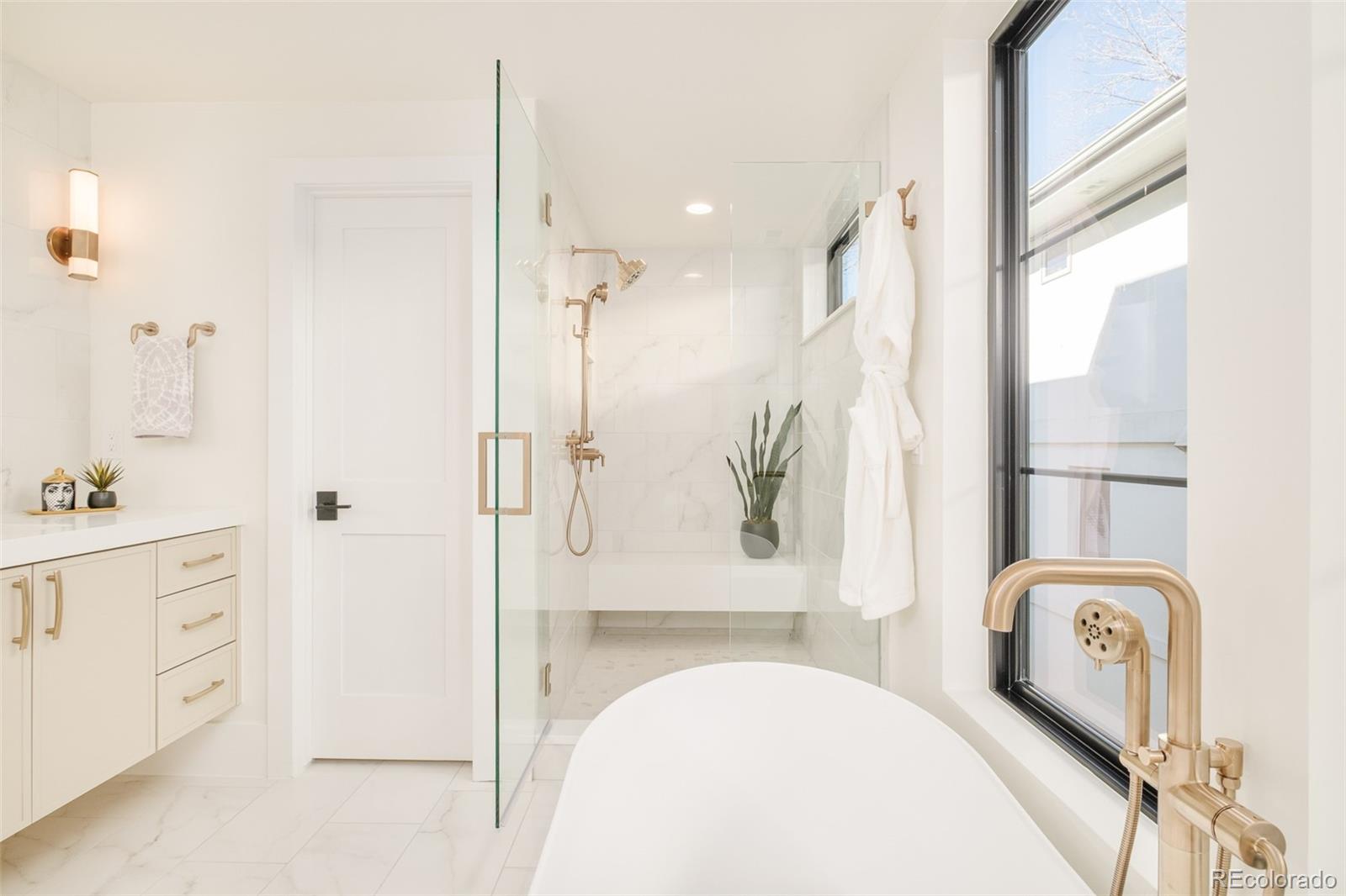 415 S Williams Street