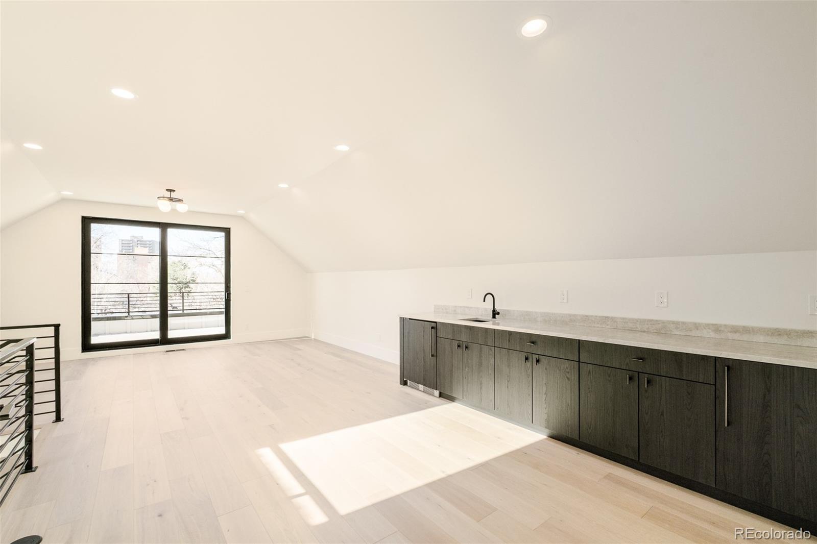 415 S Williams Street