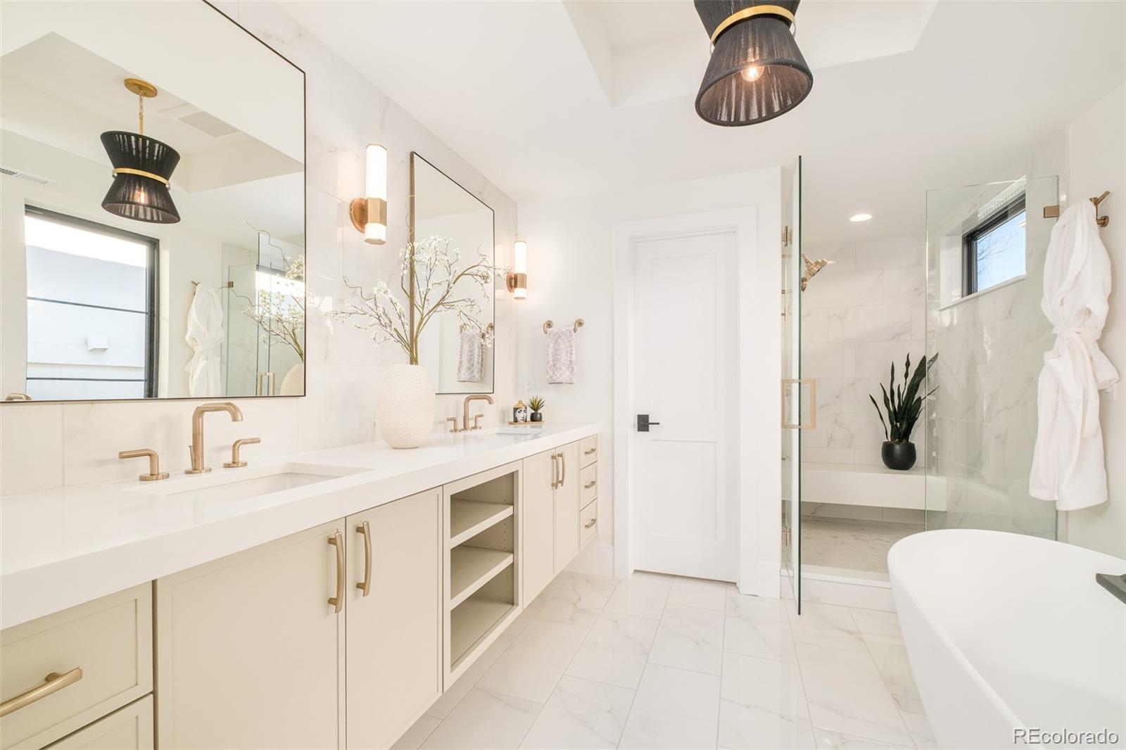 415 S Williams Street