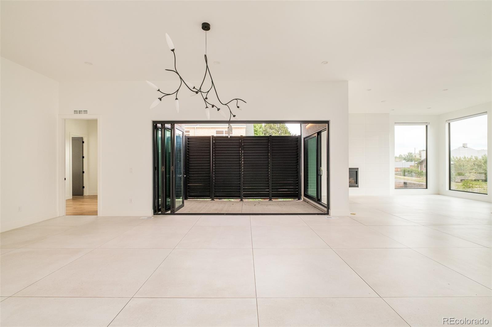 4755 Elm Court