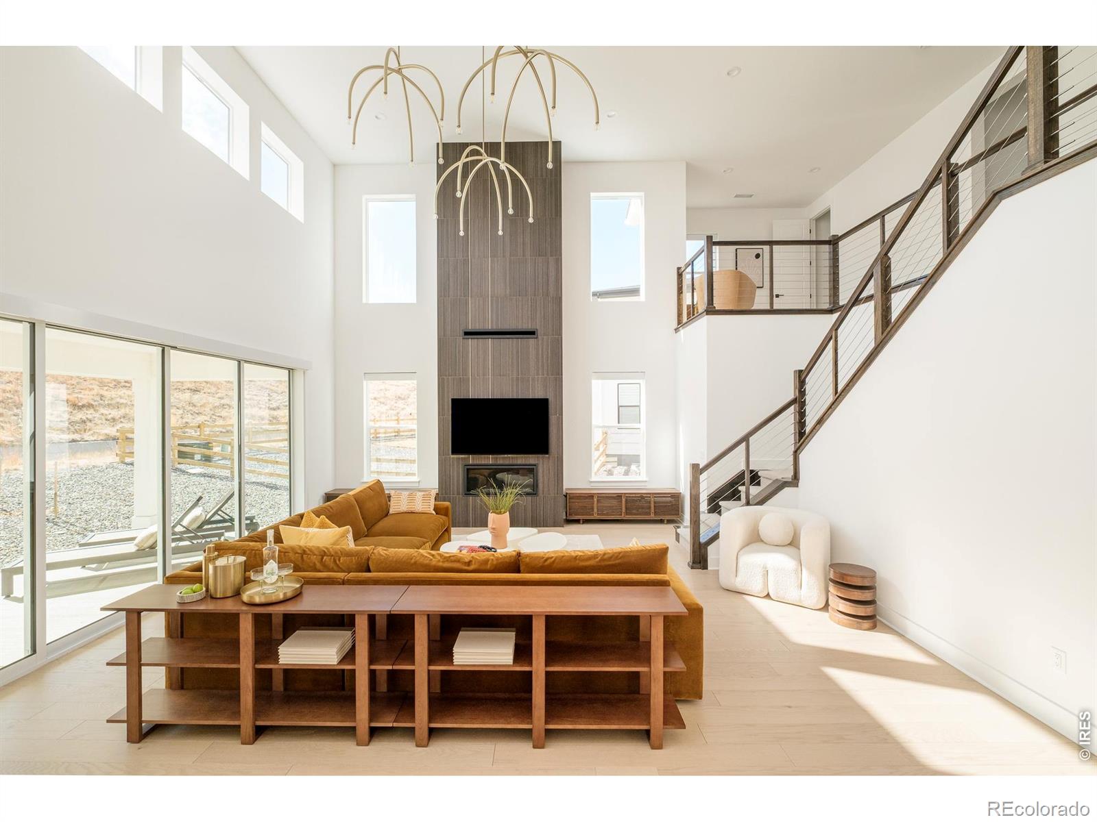 1158 Brotherton Point