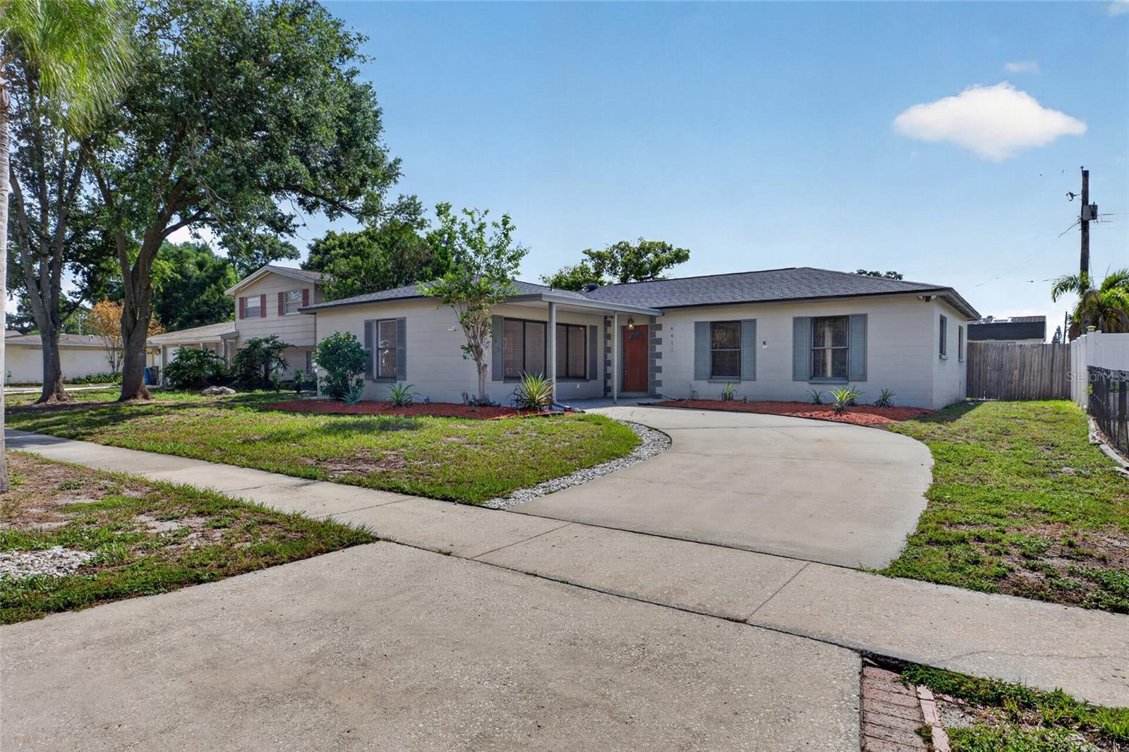 6411 SANTA MONICA DR