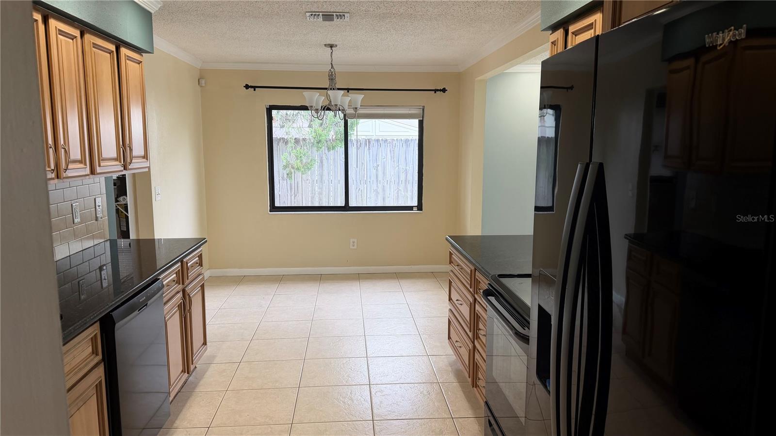 6411 SANTA MONICA DR