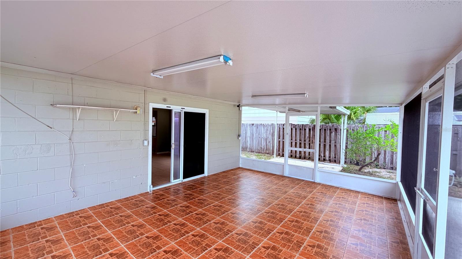 6411 SANTA MONICA DR