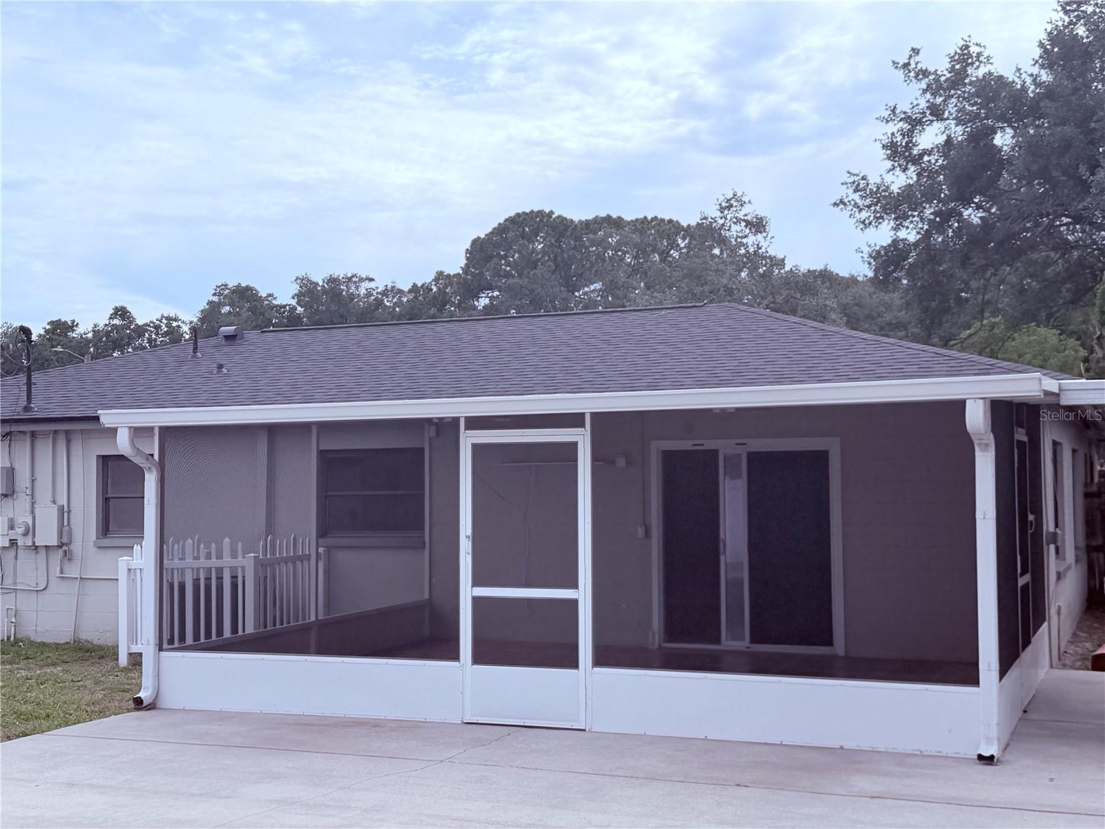 6411 SANTA MONICA DR