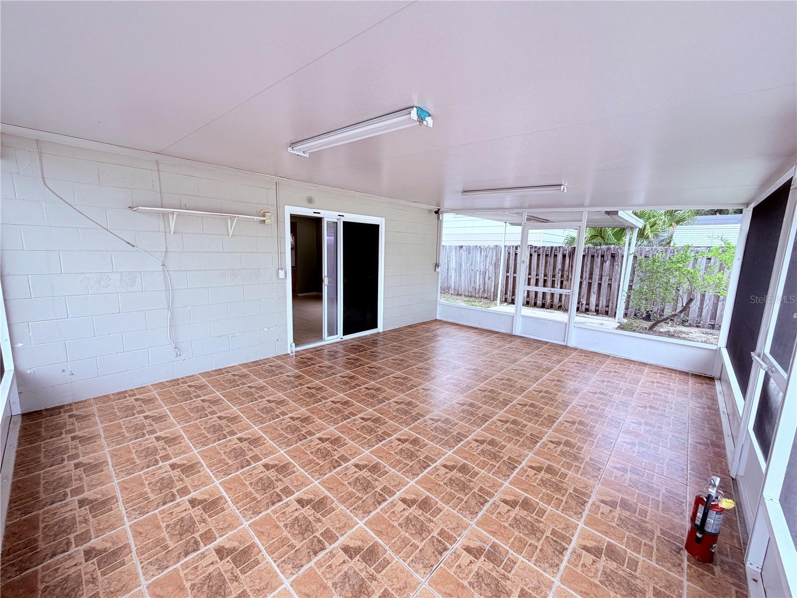 6411 SANTA MONICA DR