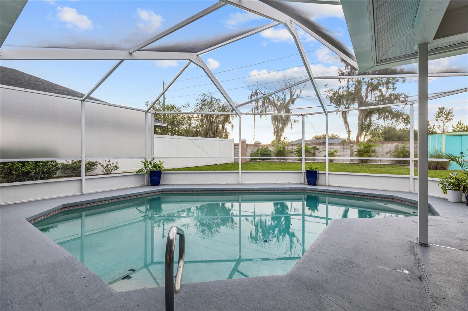 22861 STERLING MANOR LOOP