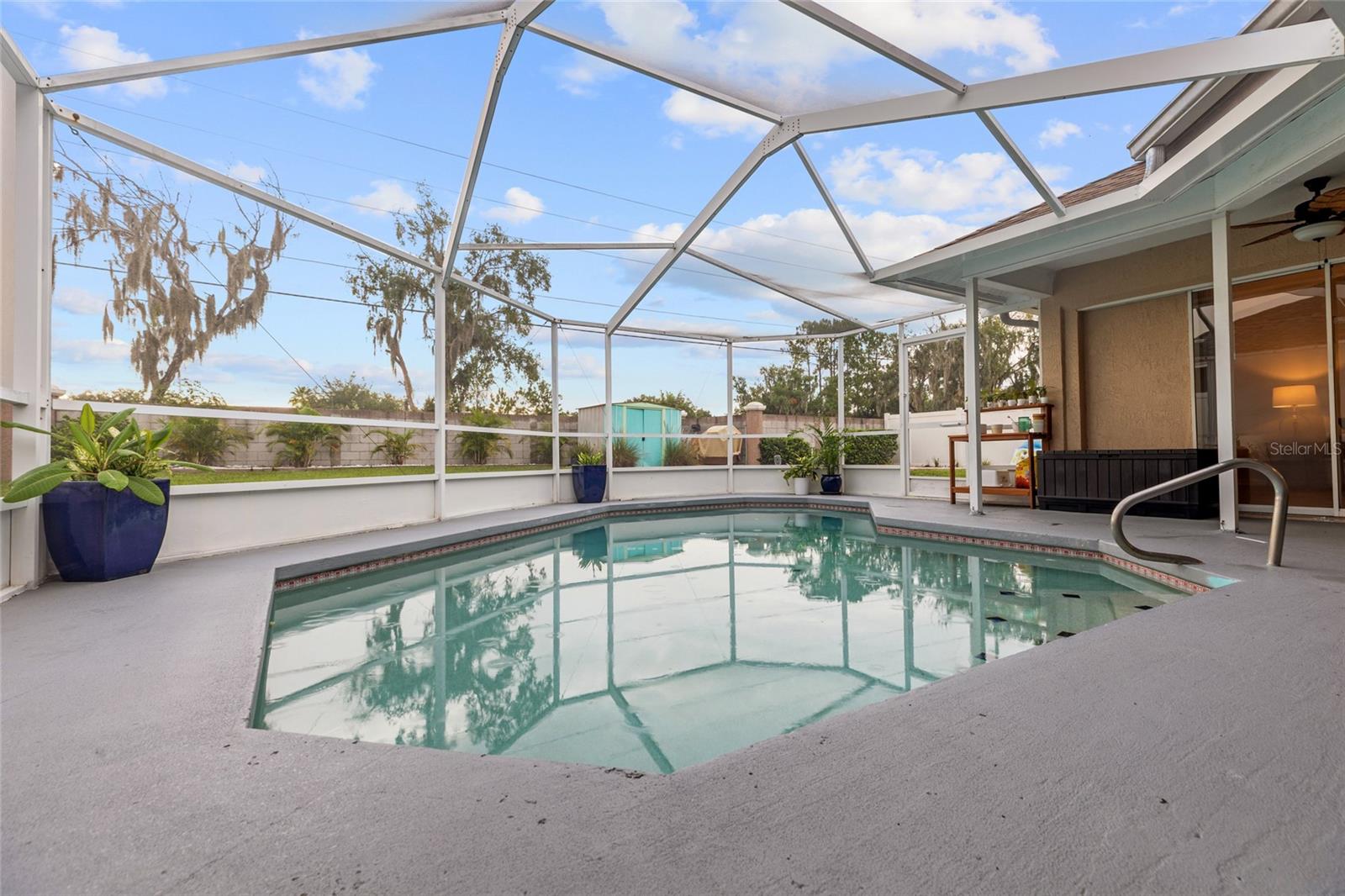 22861 STERLING MANOR LOOP