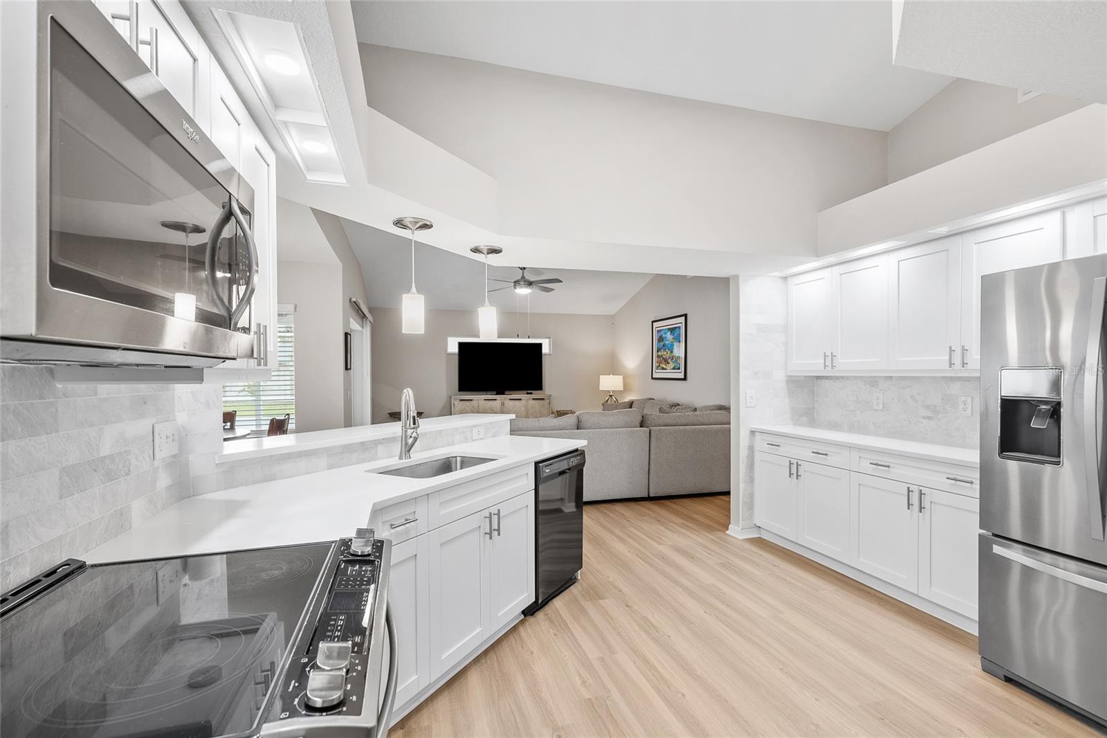 22861 STERLING MANOR LOOP