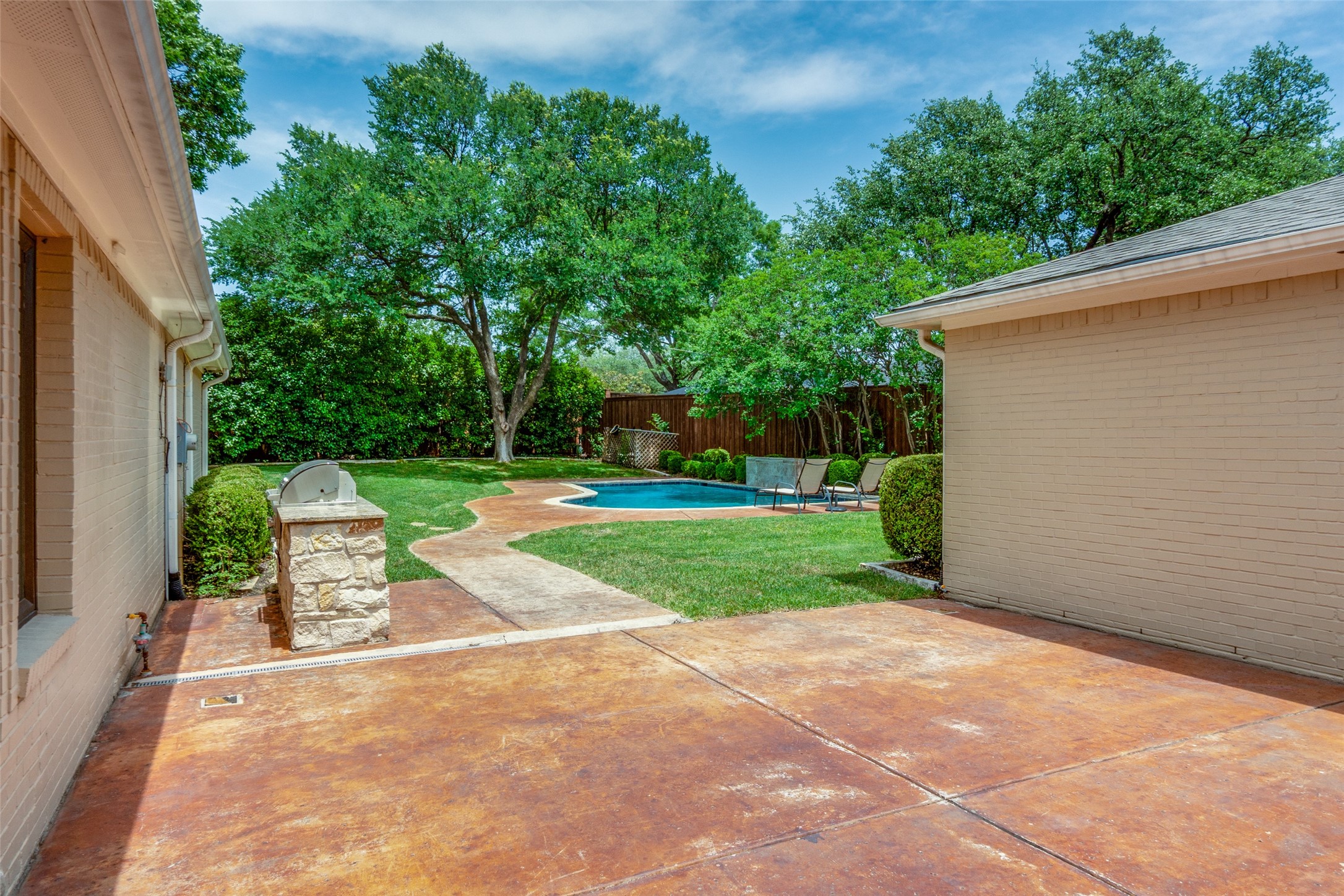 6909 Joyce Way