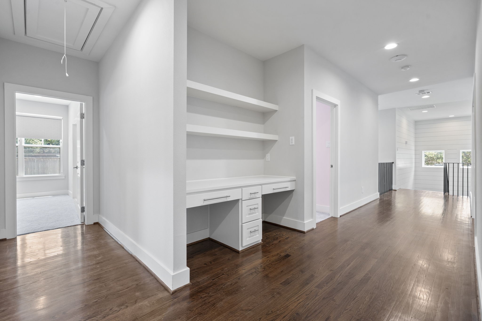 7841 Blackbird Lane