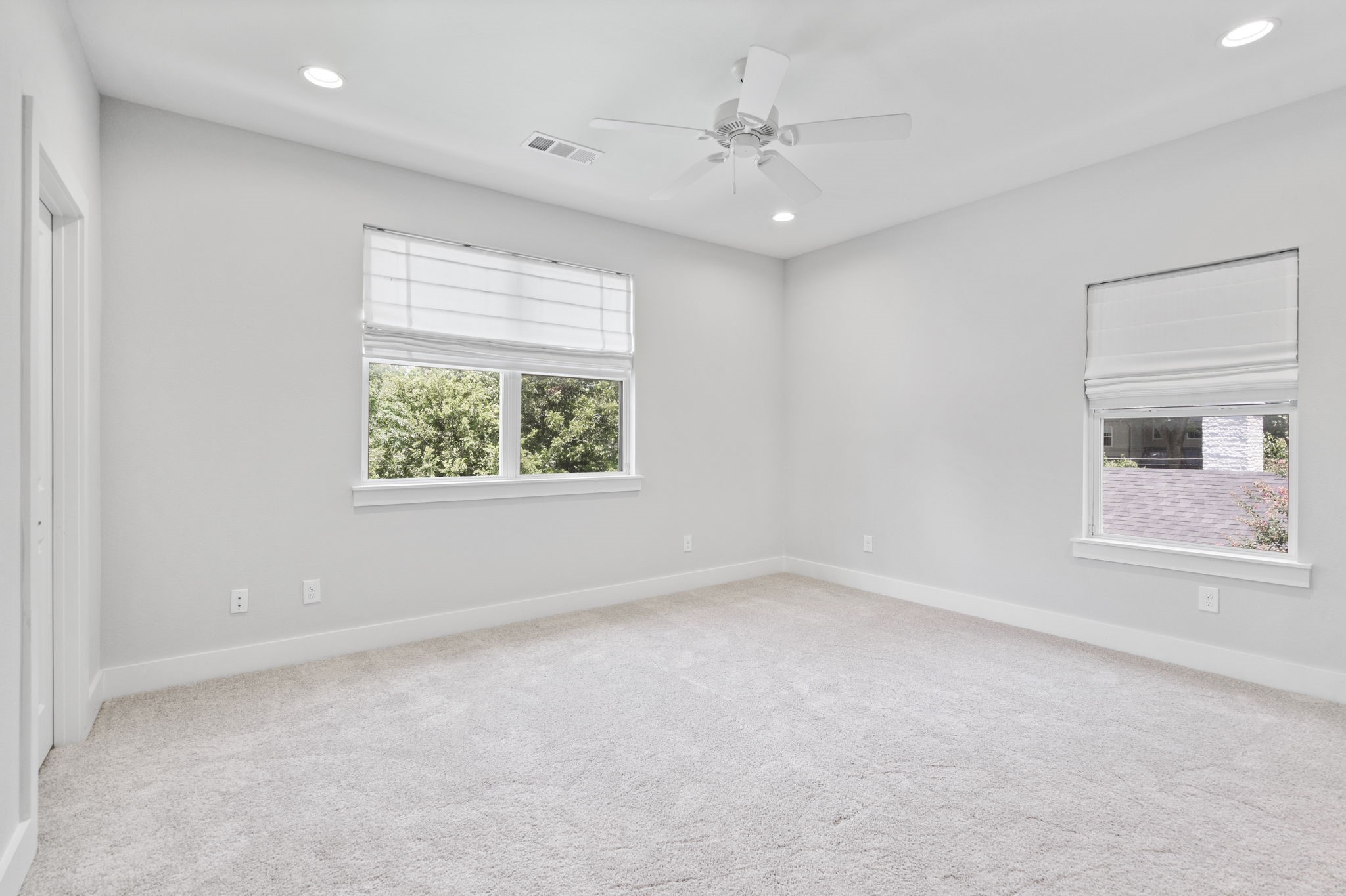 7841 Blackbird Lane