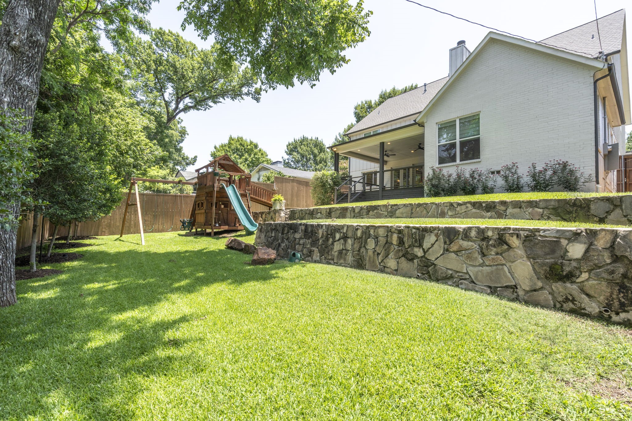 7841 Blackbird Lane