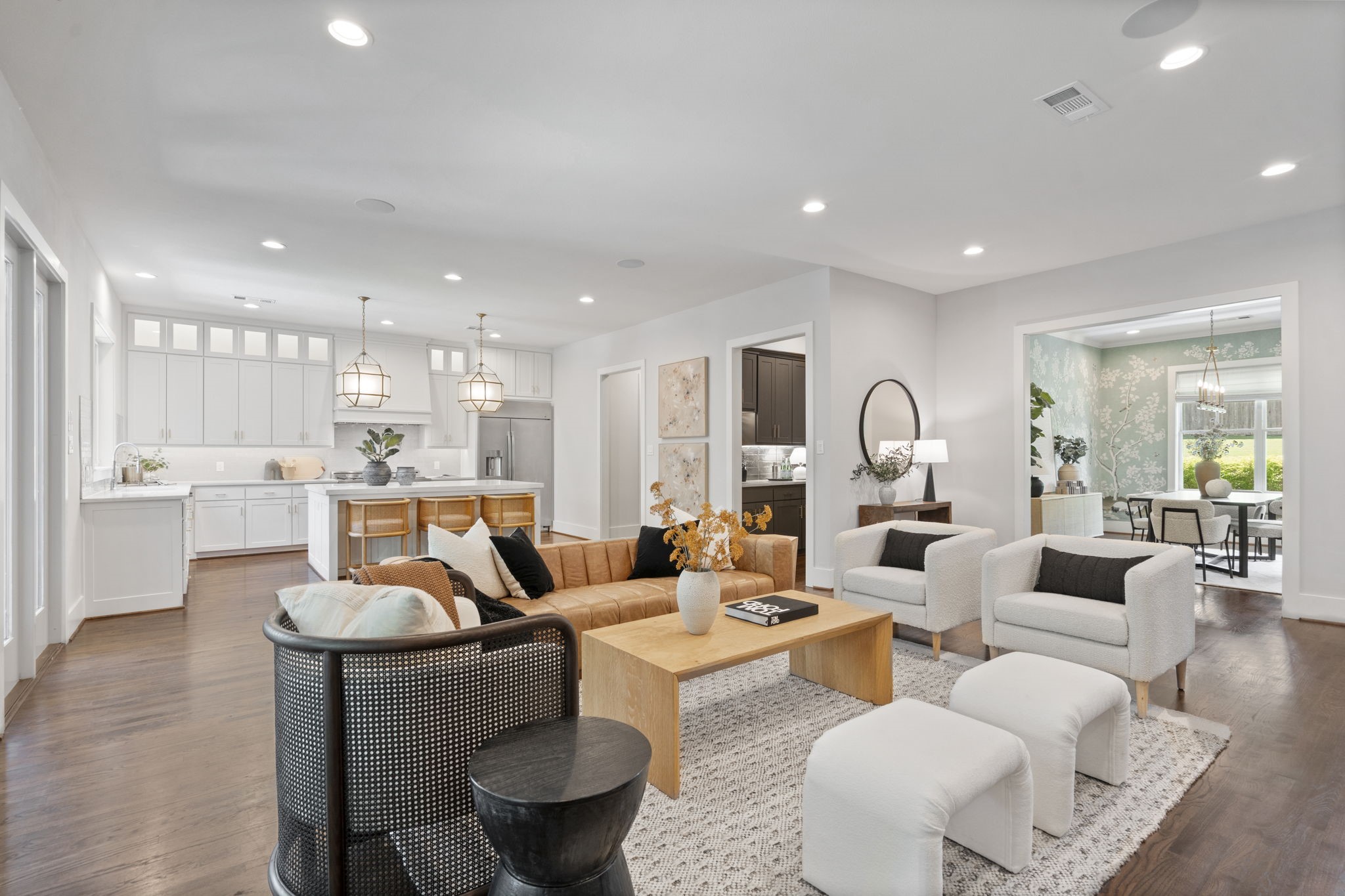 7841 Blackbird Lane