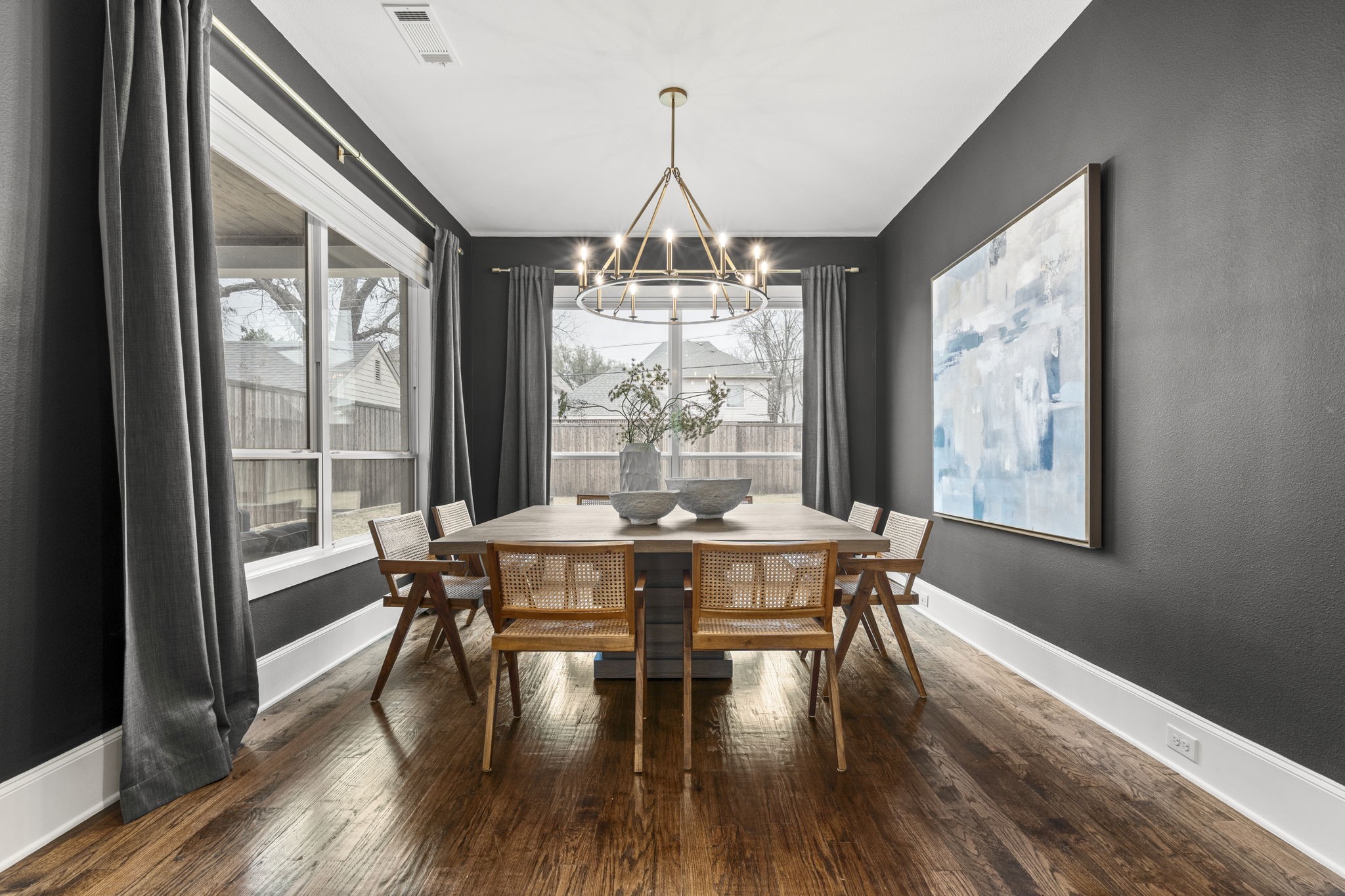6127 Lakeshore Drive
