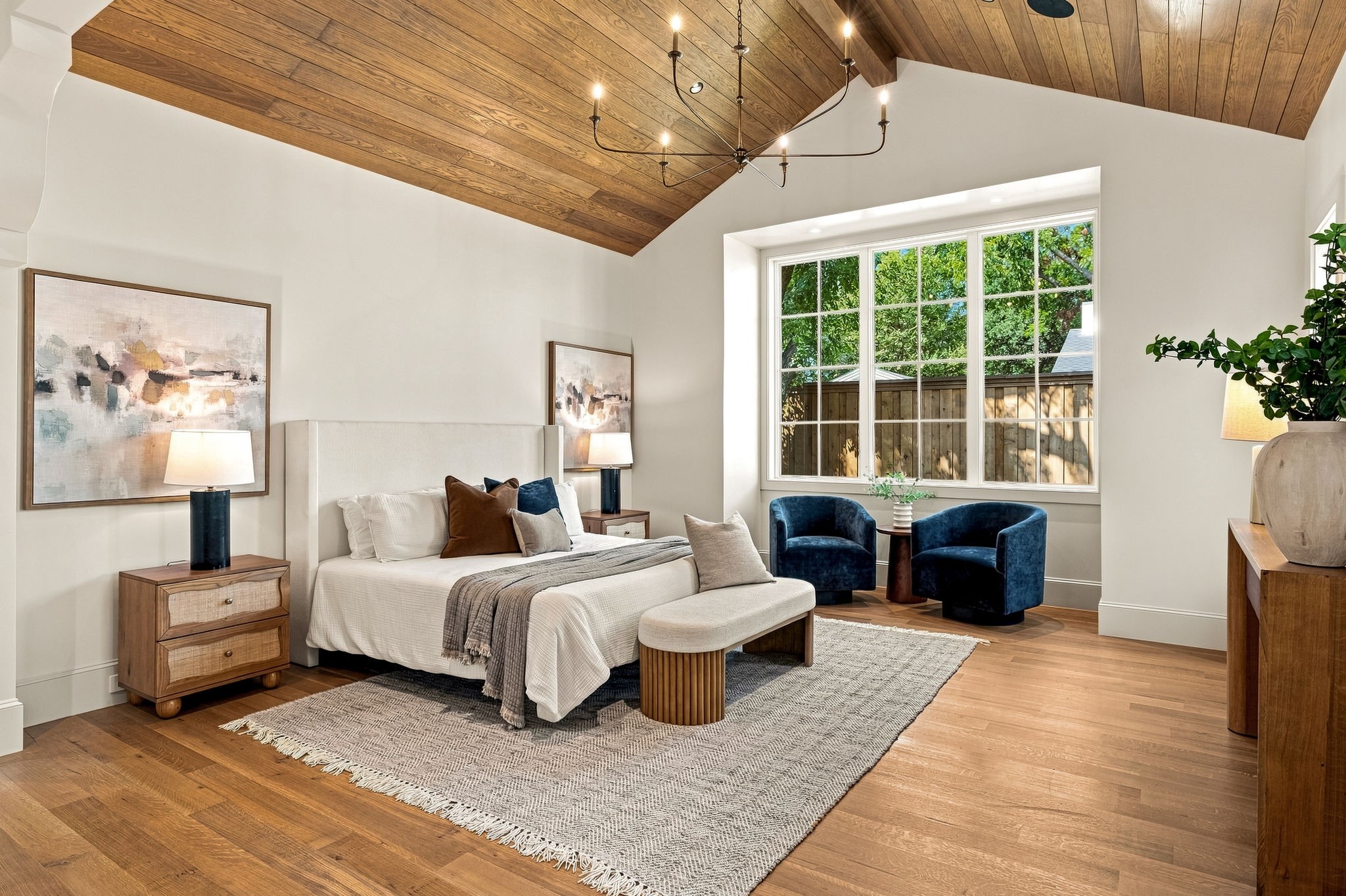 6526 Woodland Drive