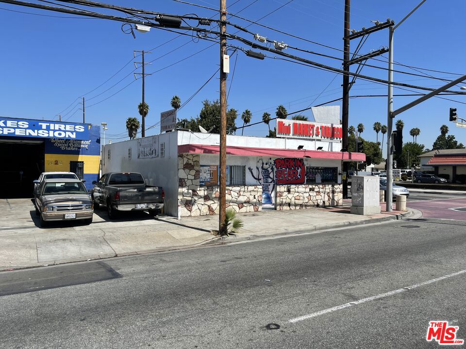 1455 E Rosecrans Avenue