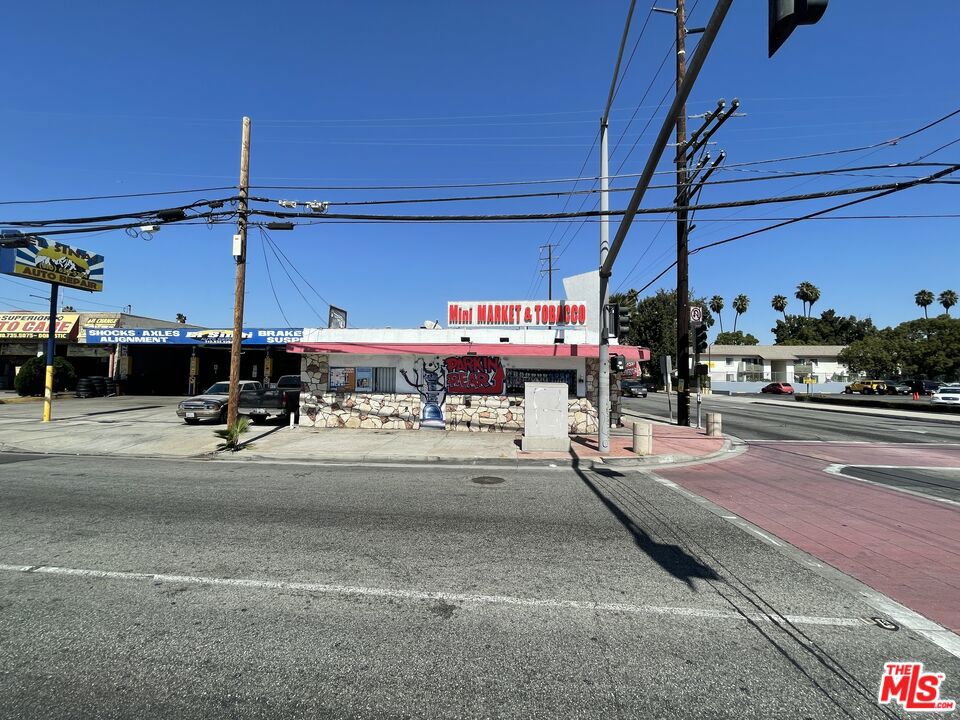 1455 E Rosecrans Avenue