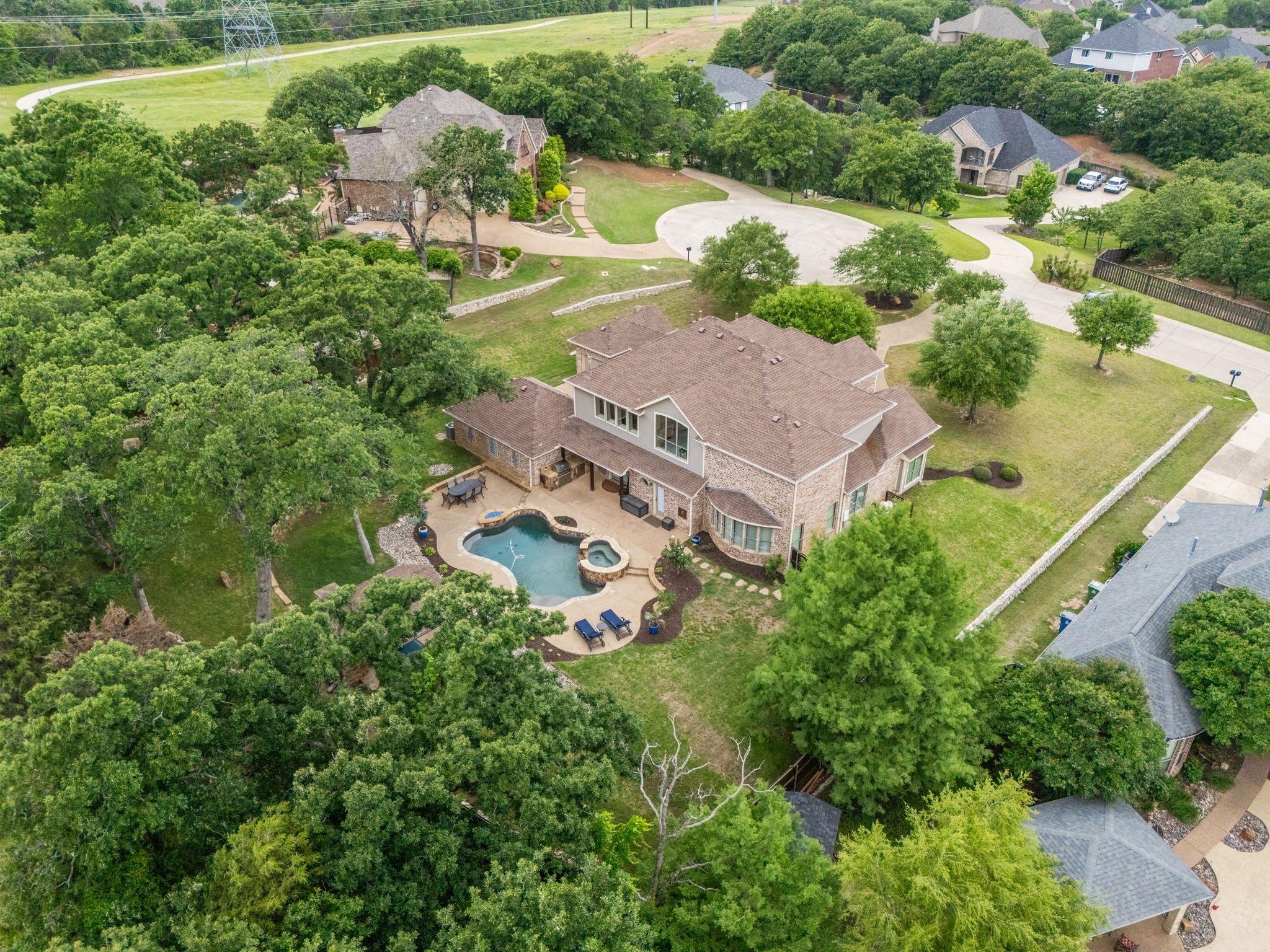 711 Windsor Court