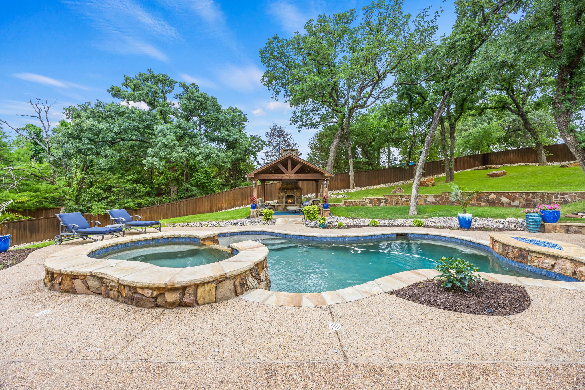 711 Windsor Court