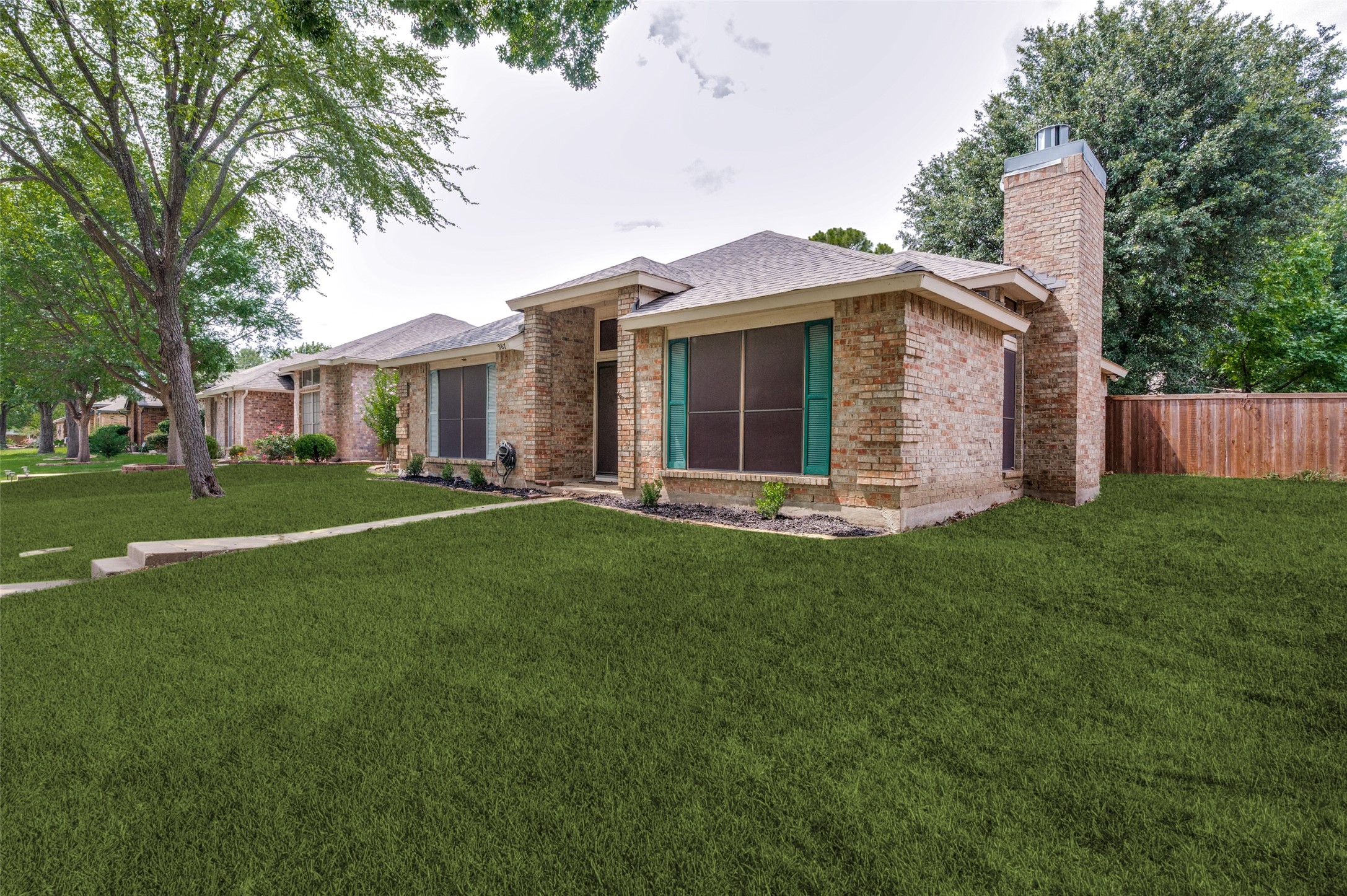 987 Downey Drive