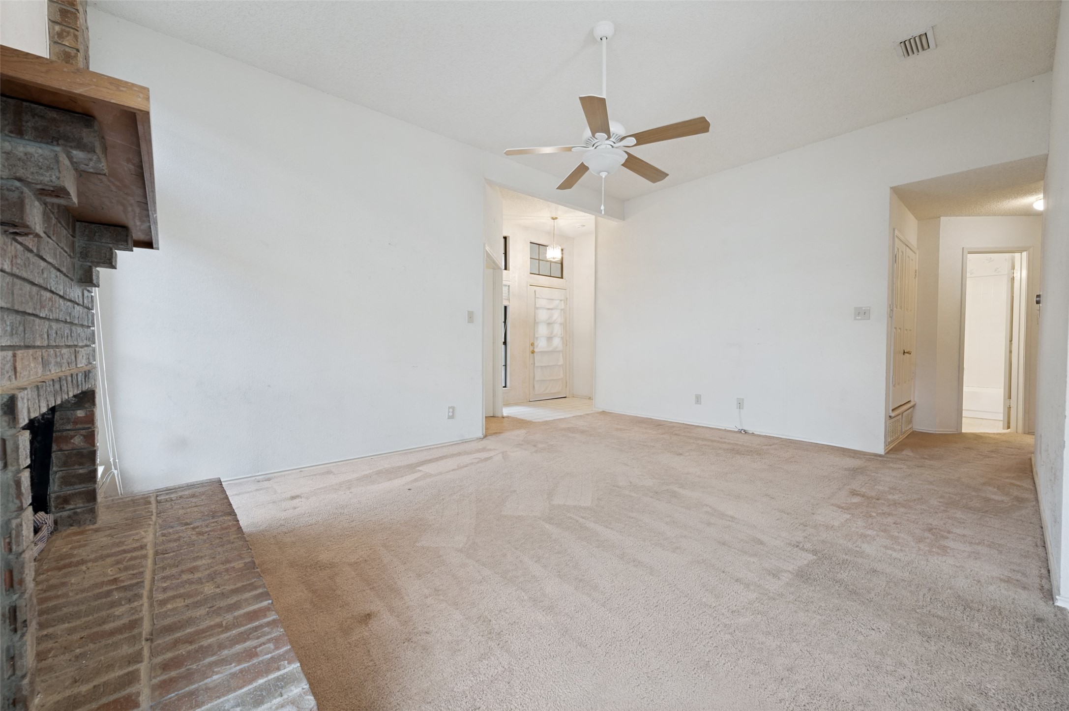 987 Downey Drive