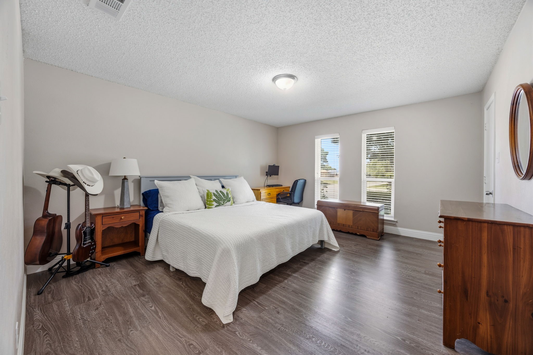 1514 College Parkway