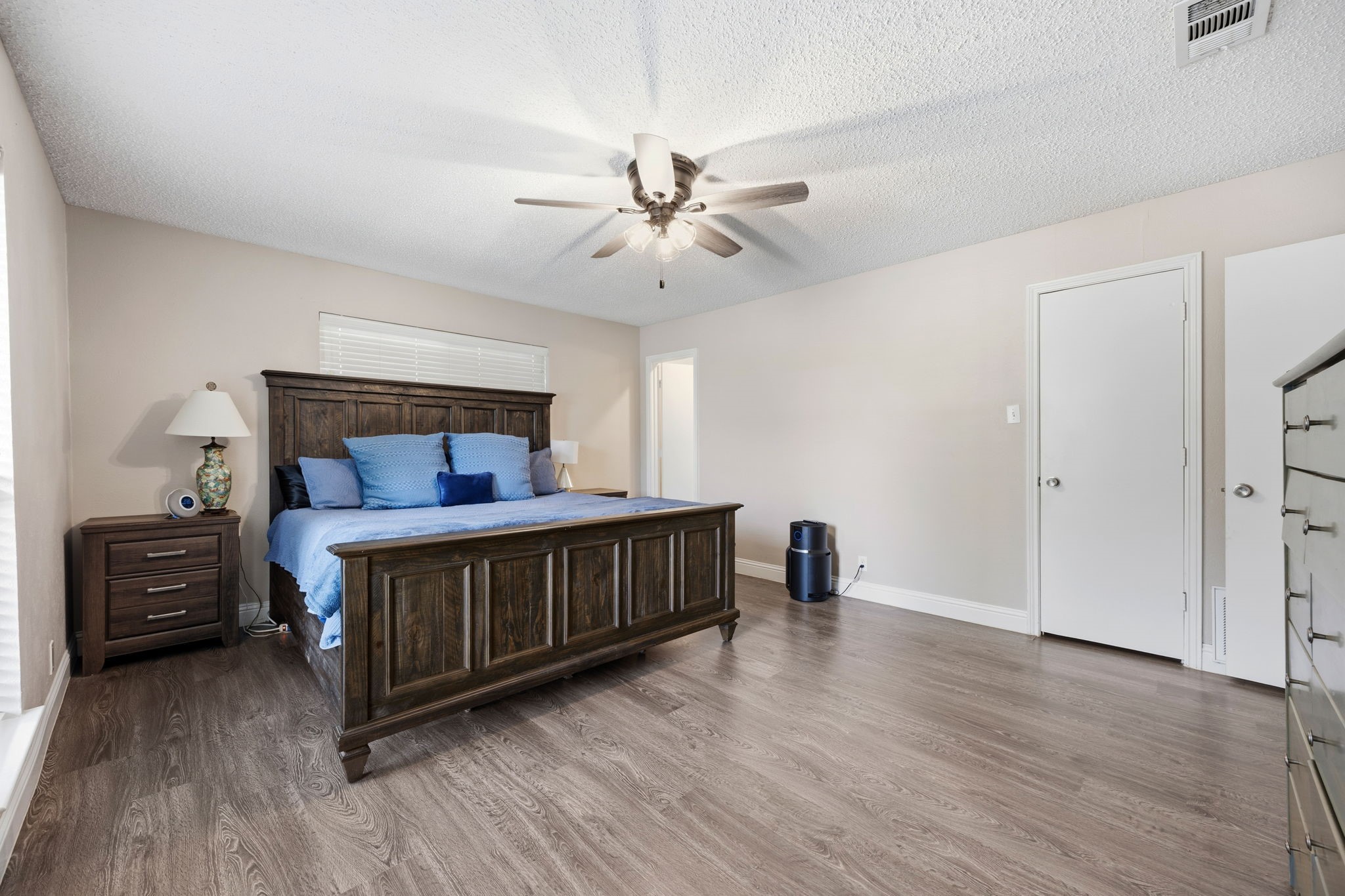 1514 College Parkway