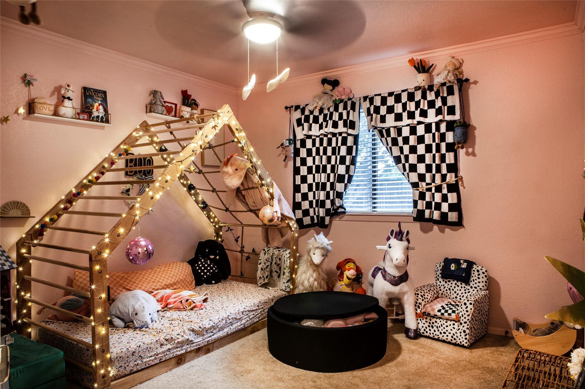 810 Highland Hills Lane