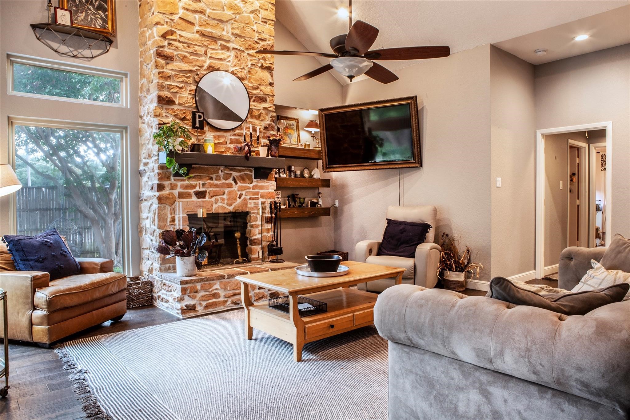 810 Highland Hills Lane