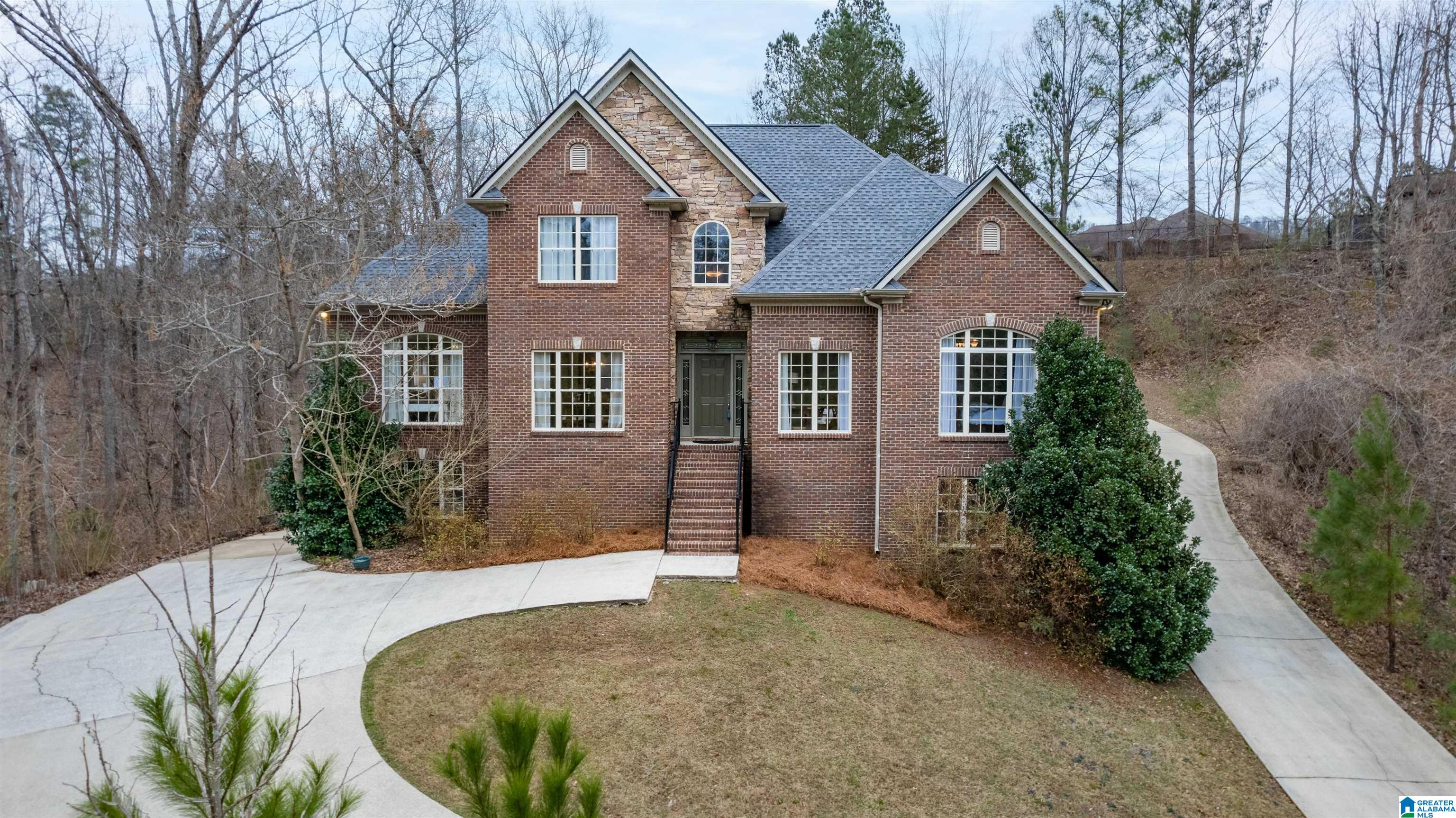 103 HAMPTON LANE