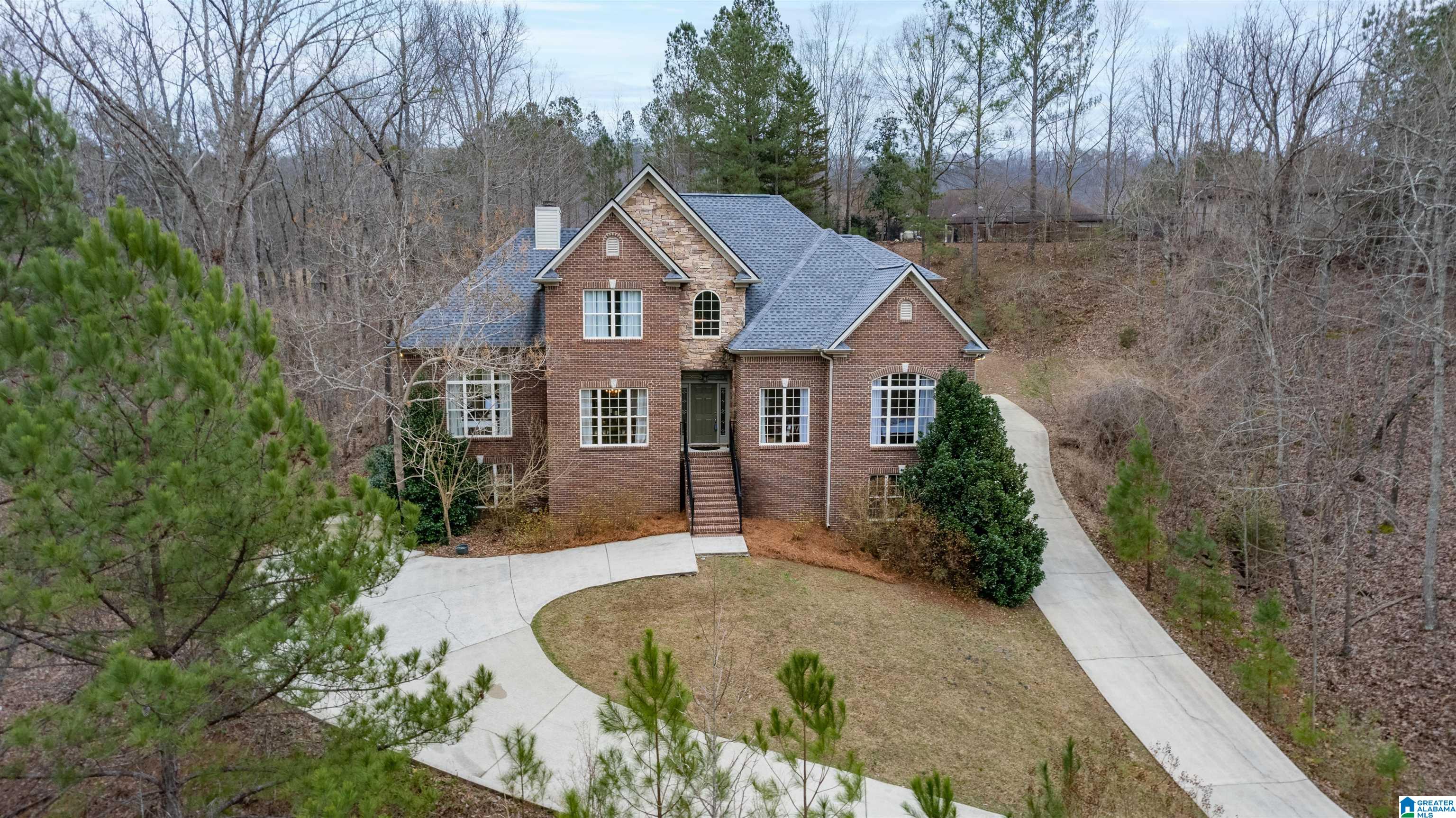 103 HAMPTON LANE