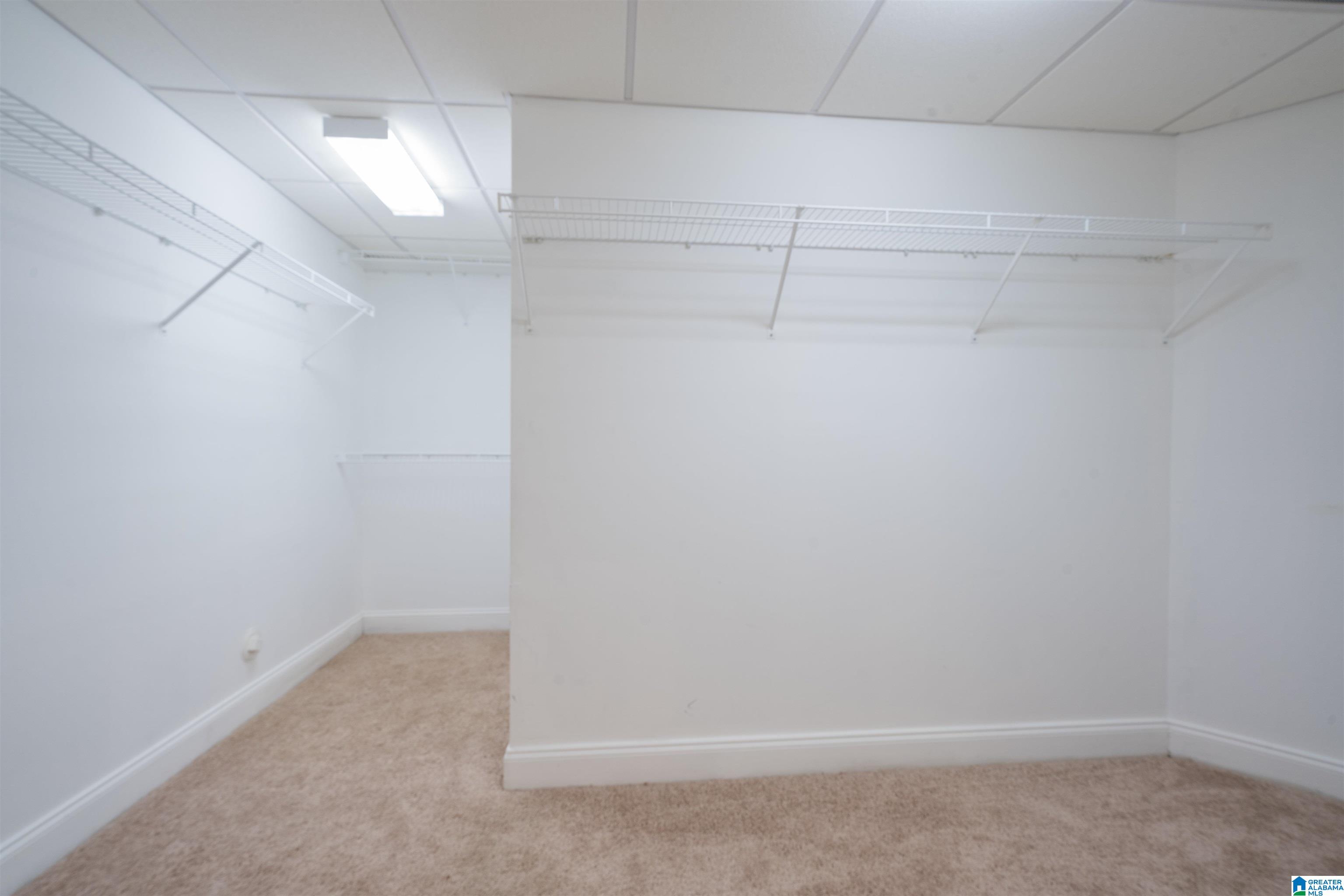 103 HAMPTON LANE