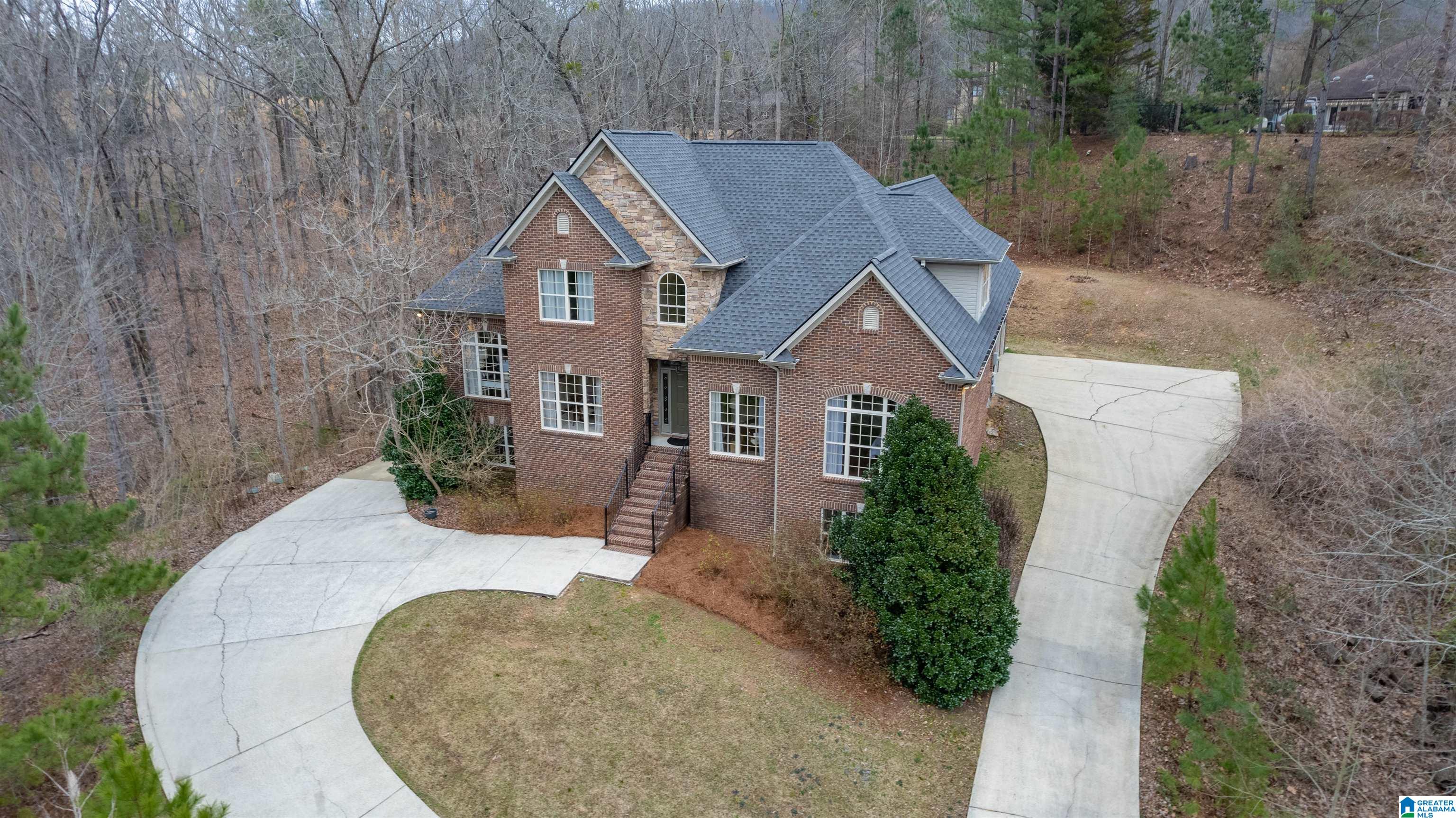 103 HAMPTON LANE
