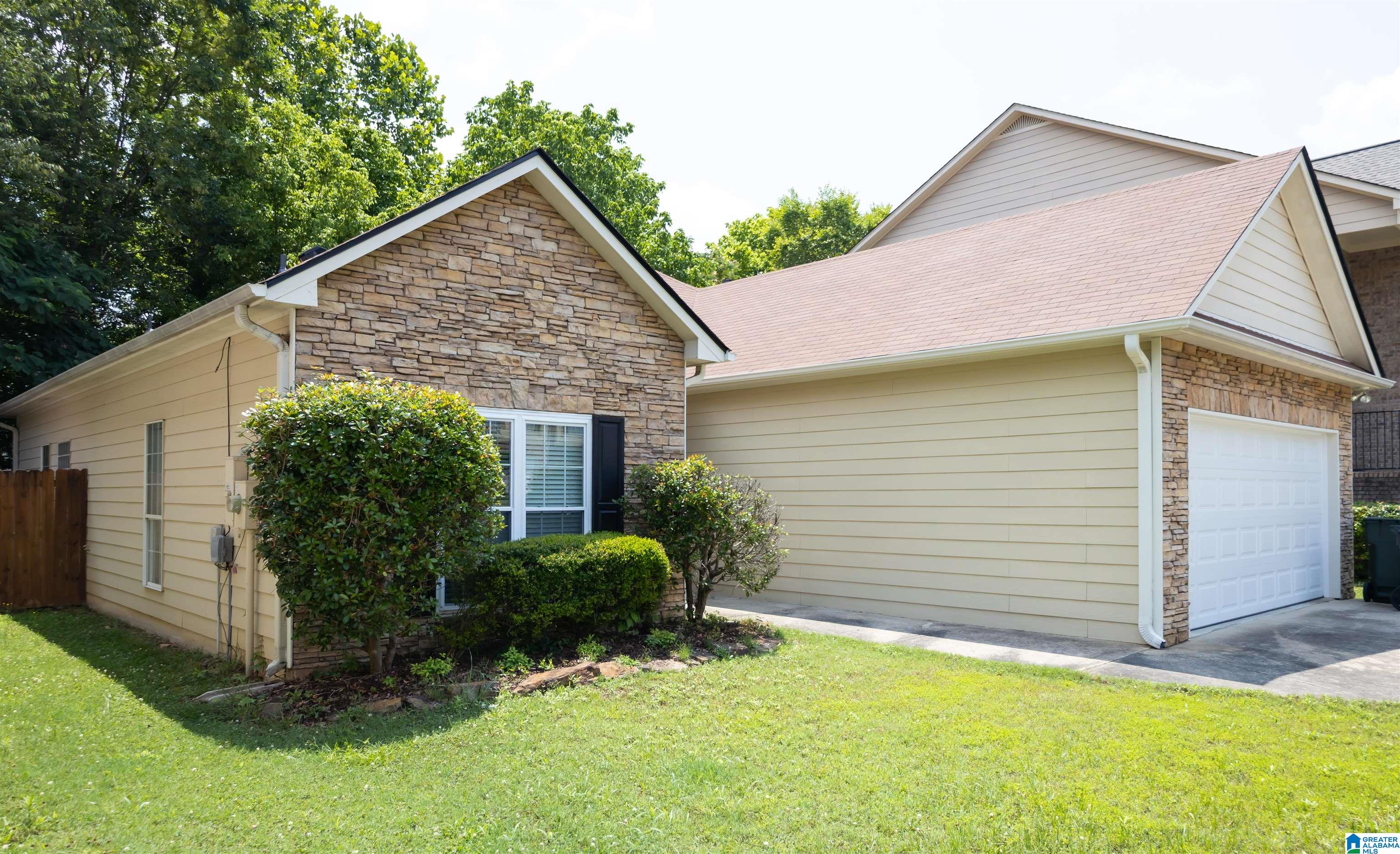 105 LANTANA CIRCLE
