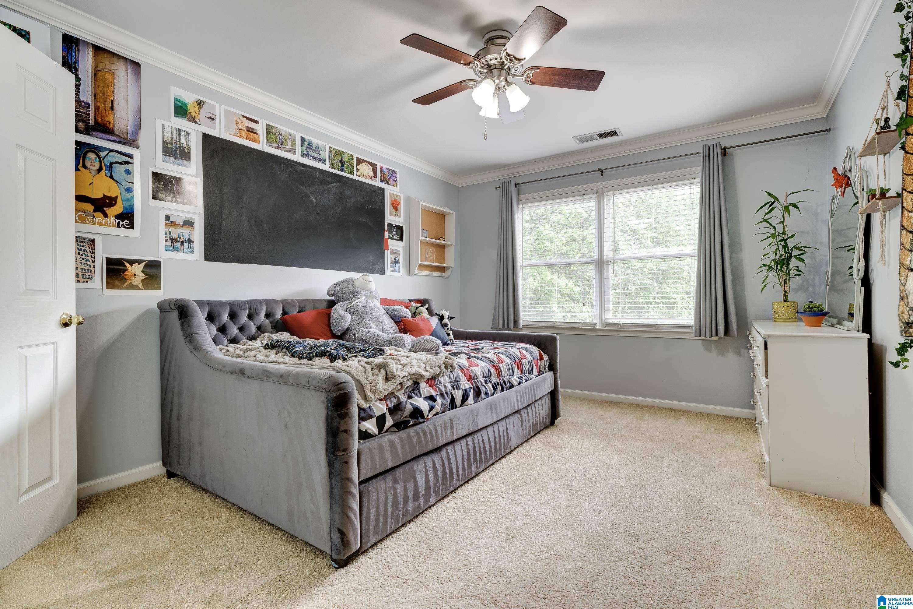 5201 SAPPHIRE COVE