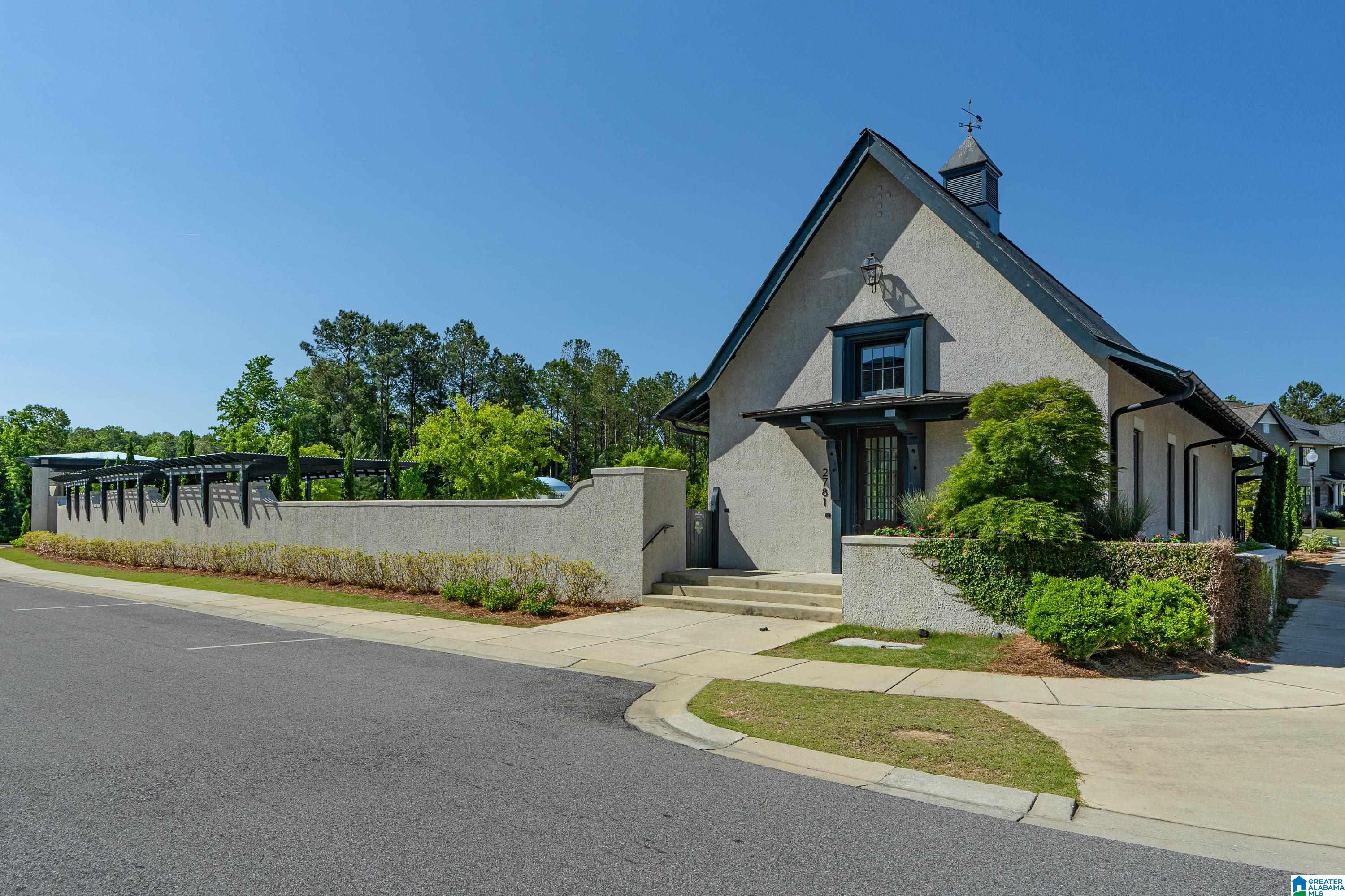 4283 ABBOTTS WAY
