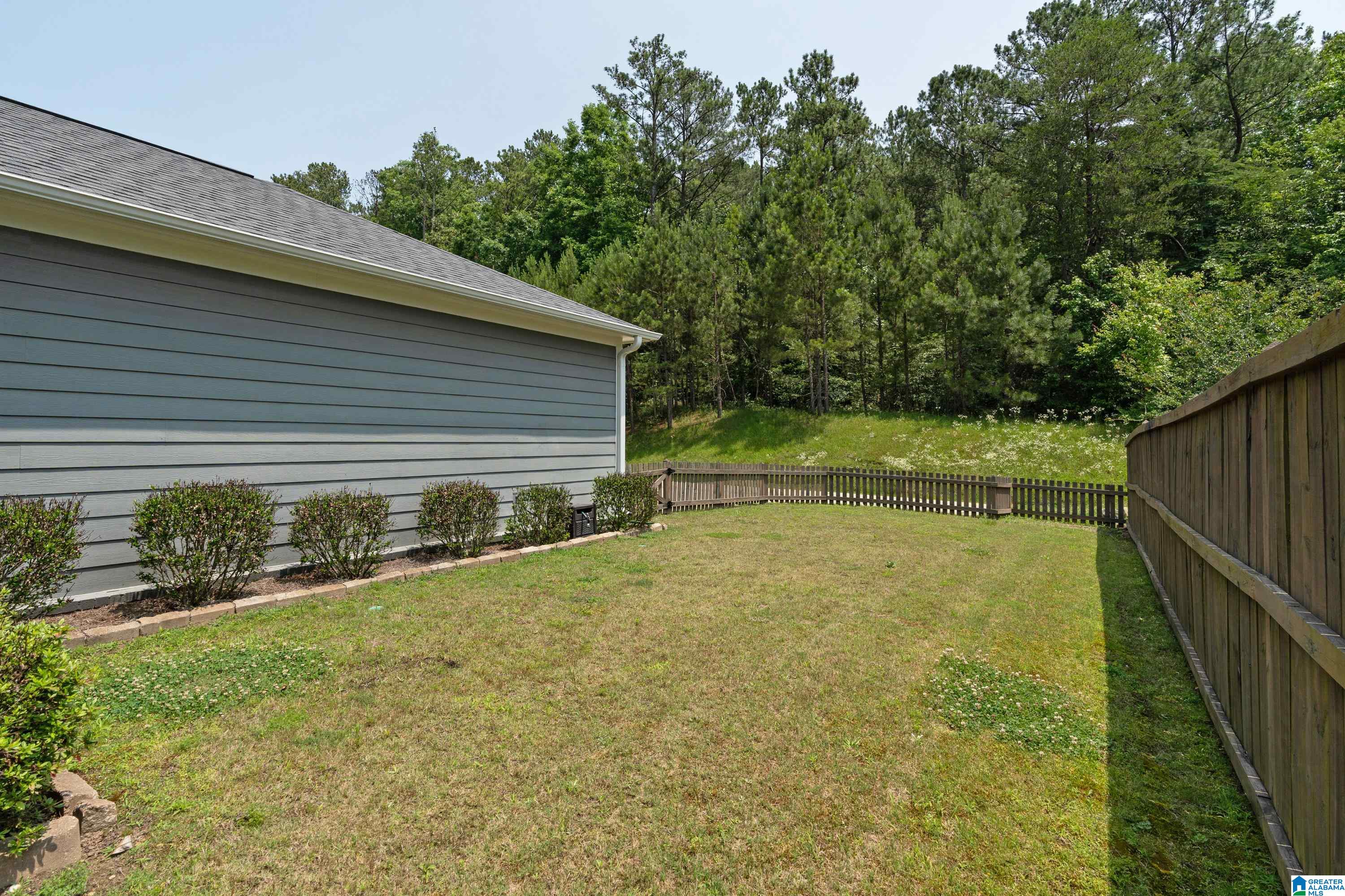 4283 ABBOTTS WAY