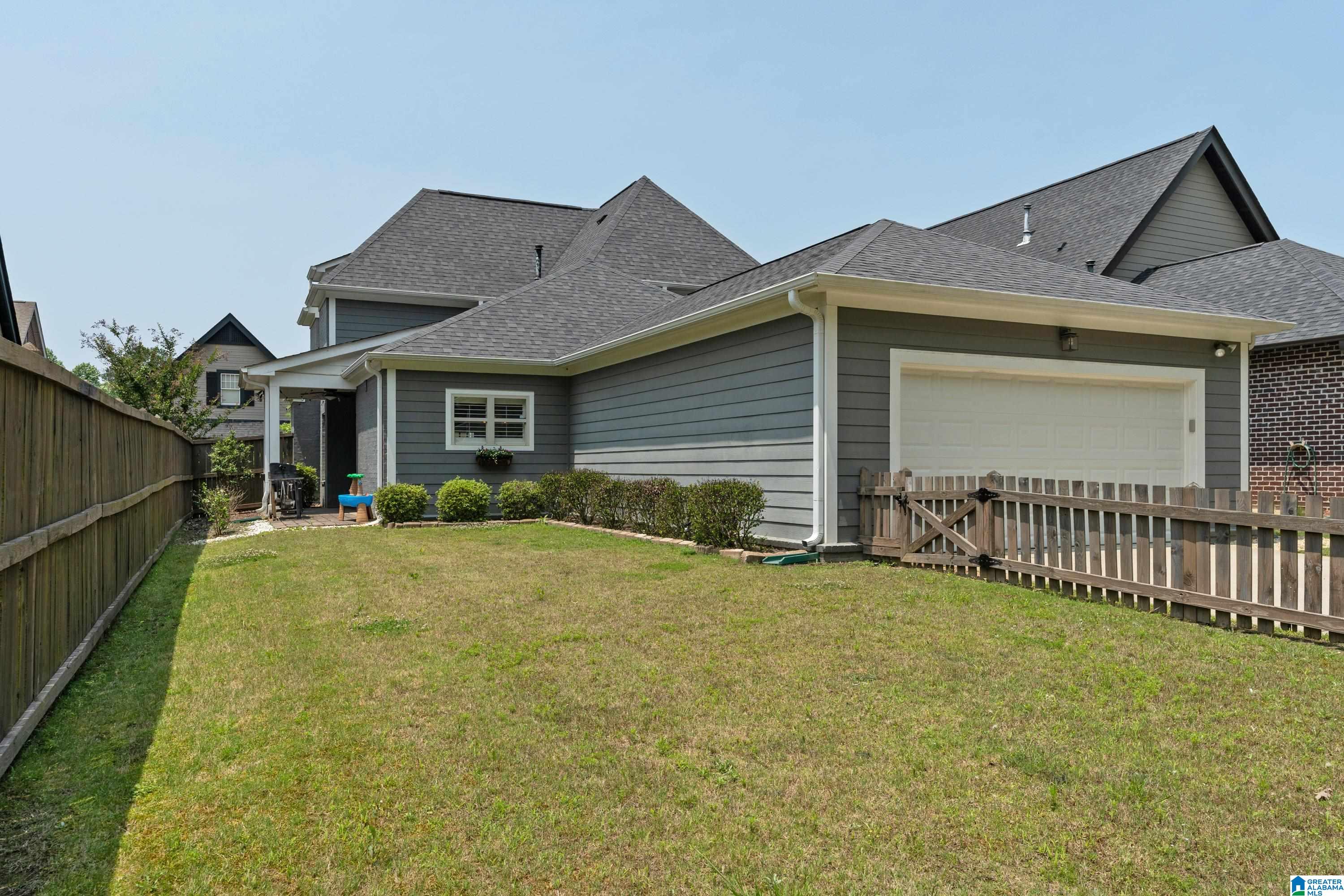 4283 ABBOTTS WAY