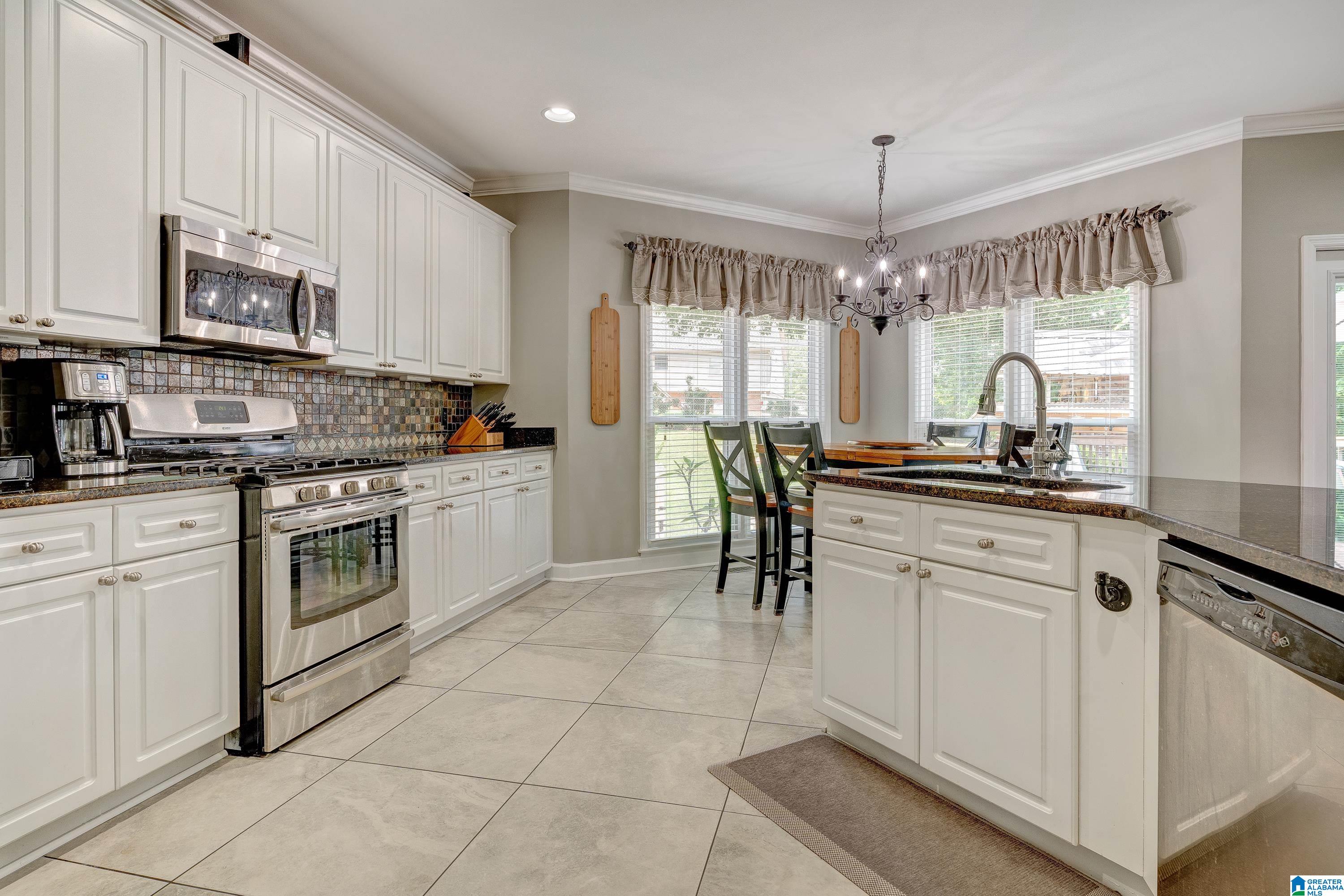 1738 RUSSET CREST CIRCLE