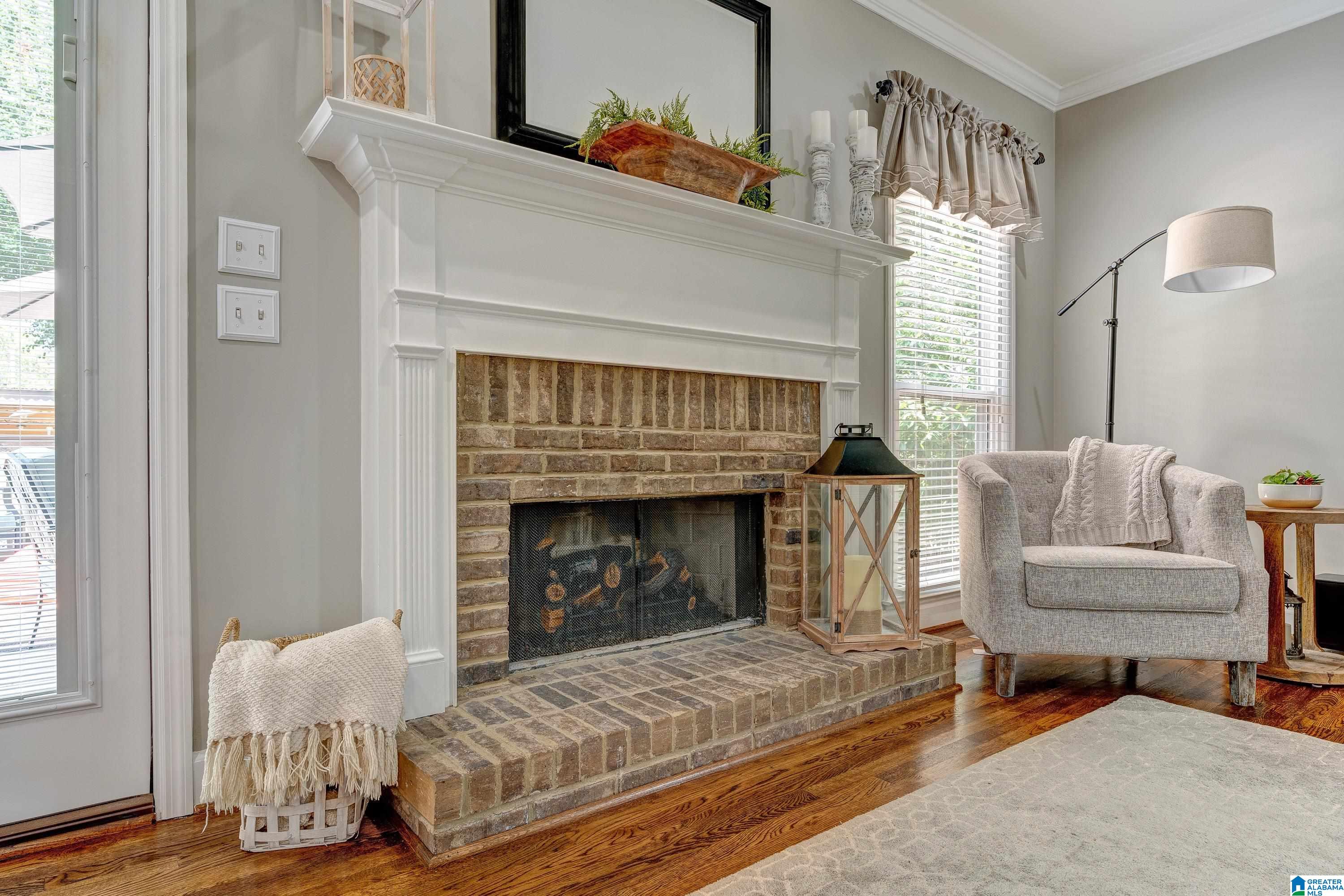 1738 RUSSET CREST CIRCLE