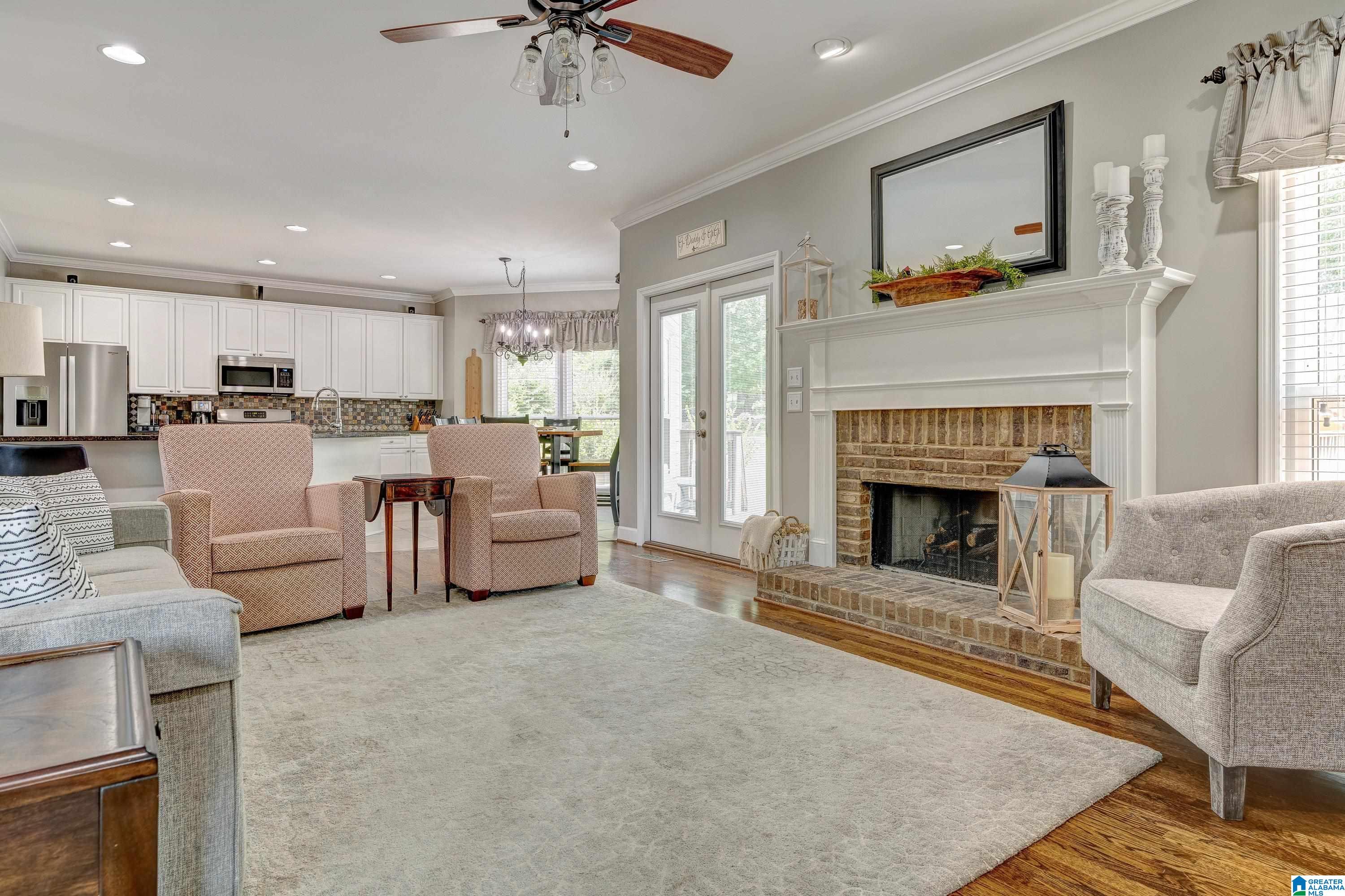 1738 RUSSET CREST CIRCLE