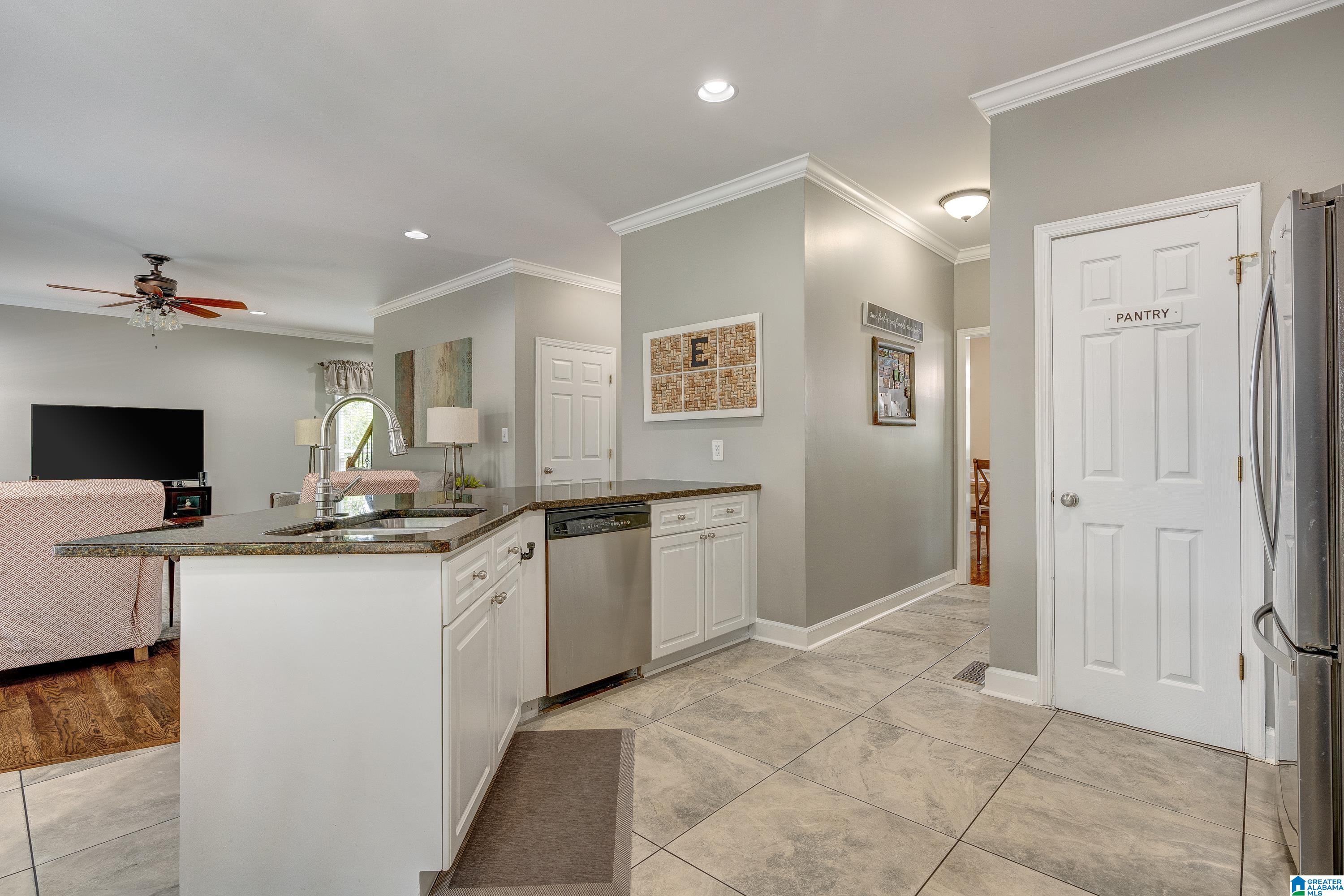 1738 RUSSET CREST CIRCLE