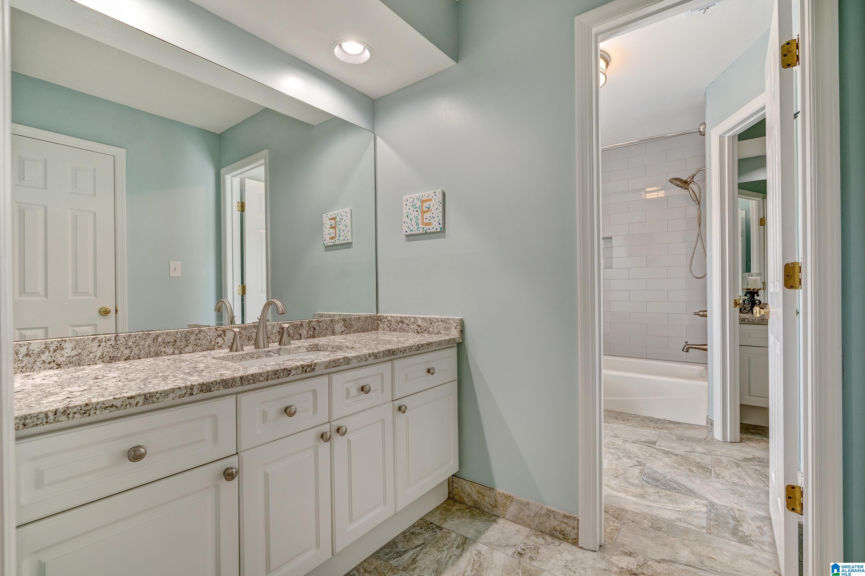 1738 RUSSET CREST CIRCLE