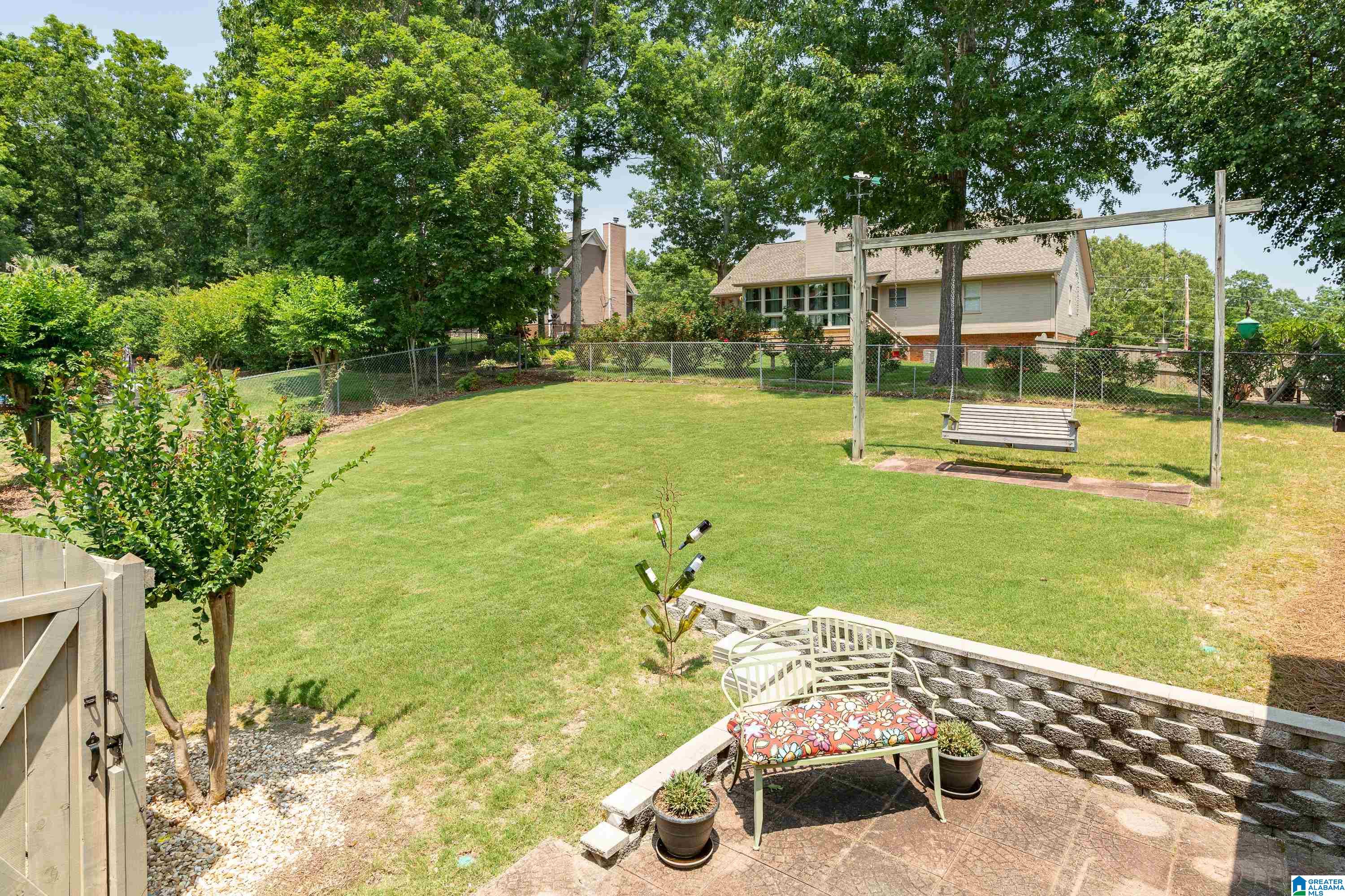 1738 RUSSET CREST CIRCLE