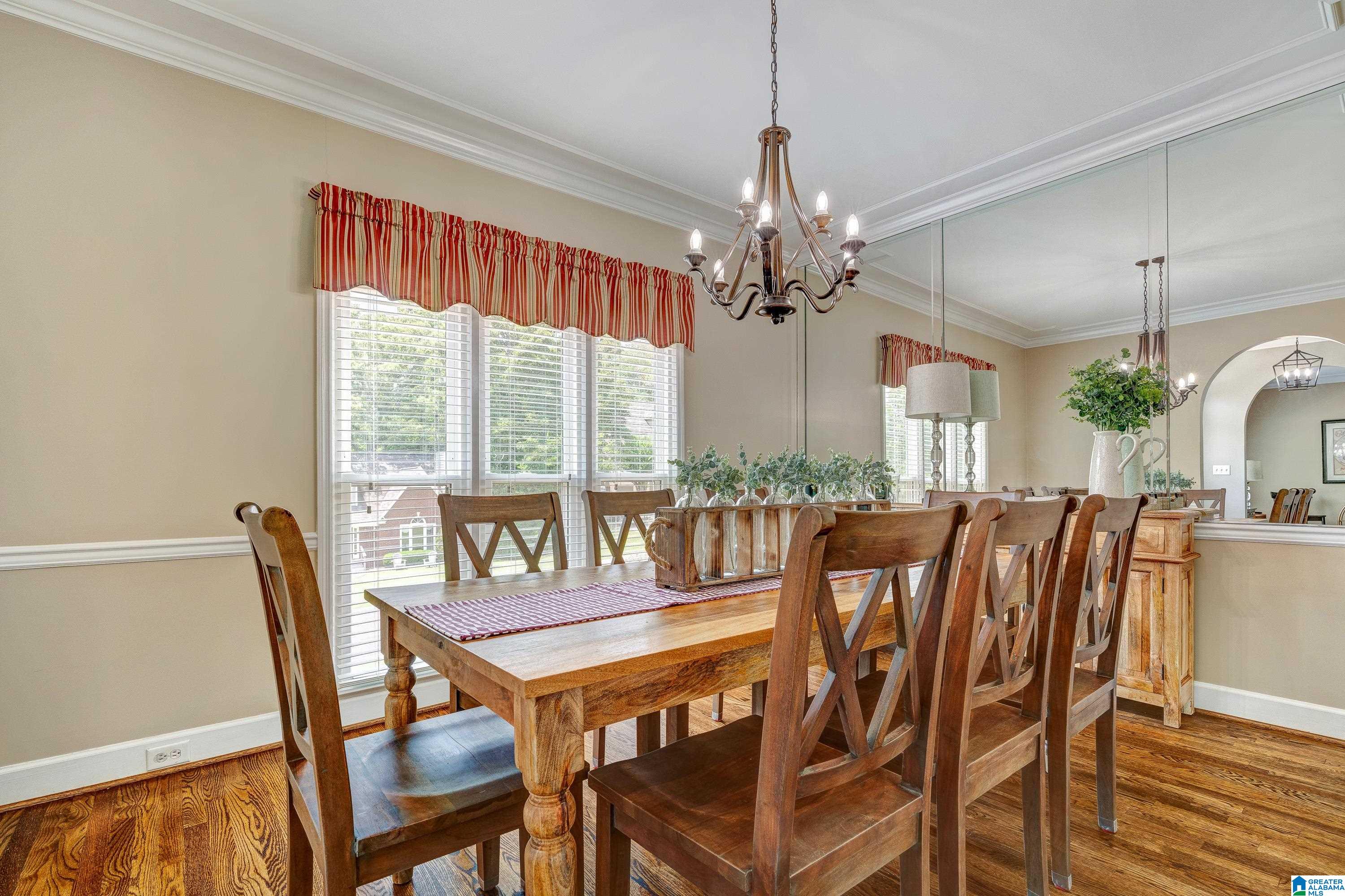 1738 RUSSET CREST CIRCLE