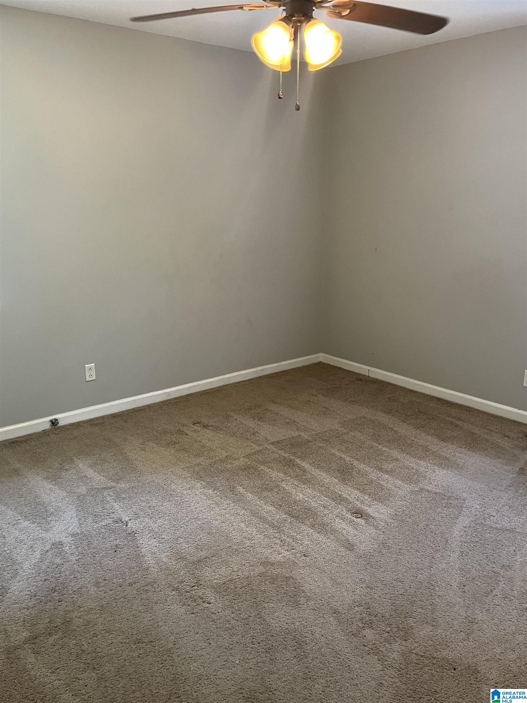 712 COUNTRY CLUB TRAIL