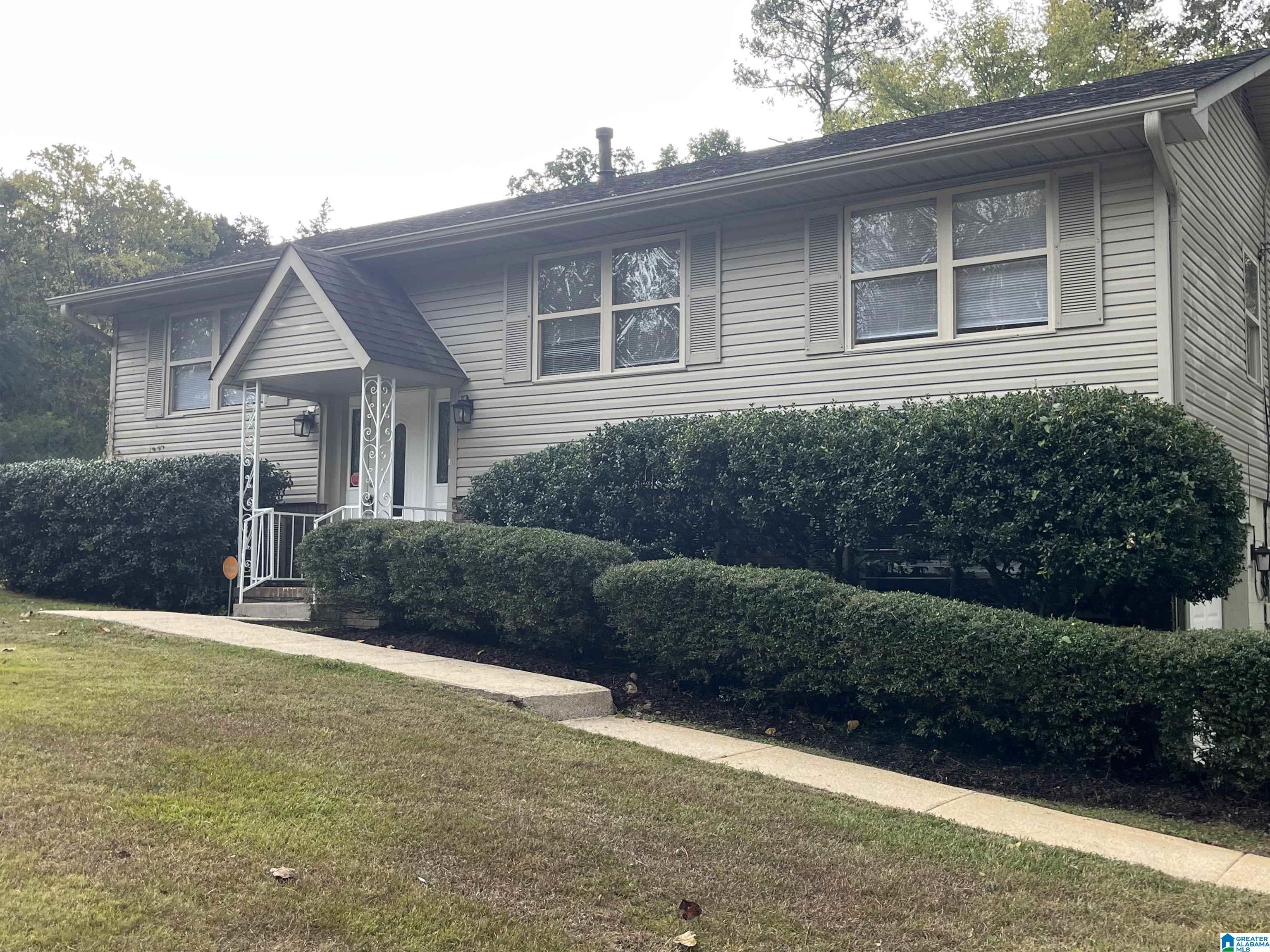 317 13TH WAY